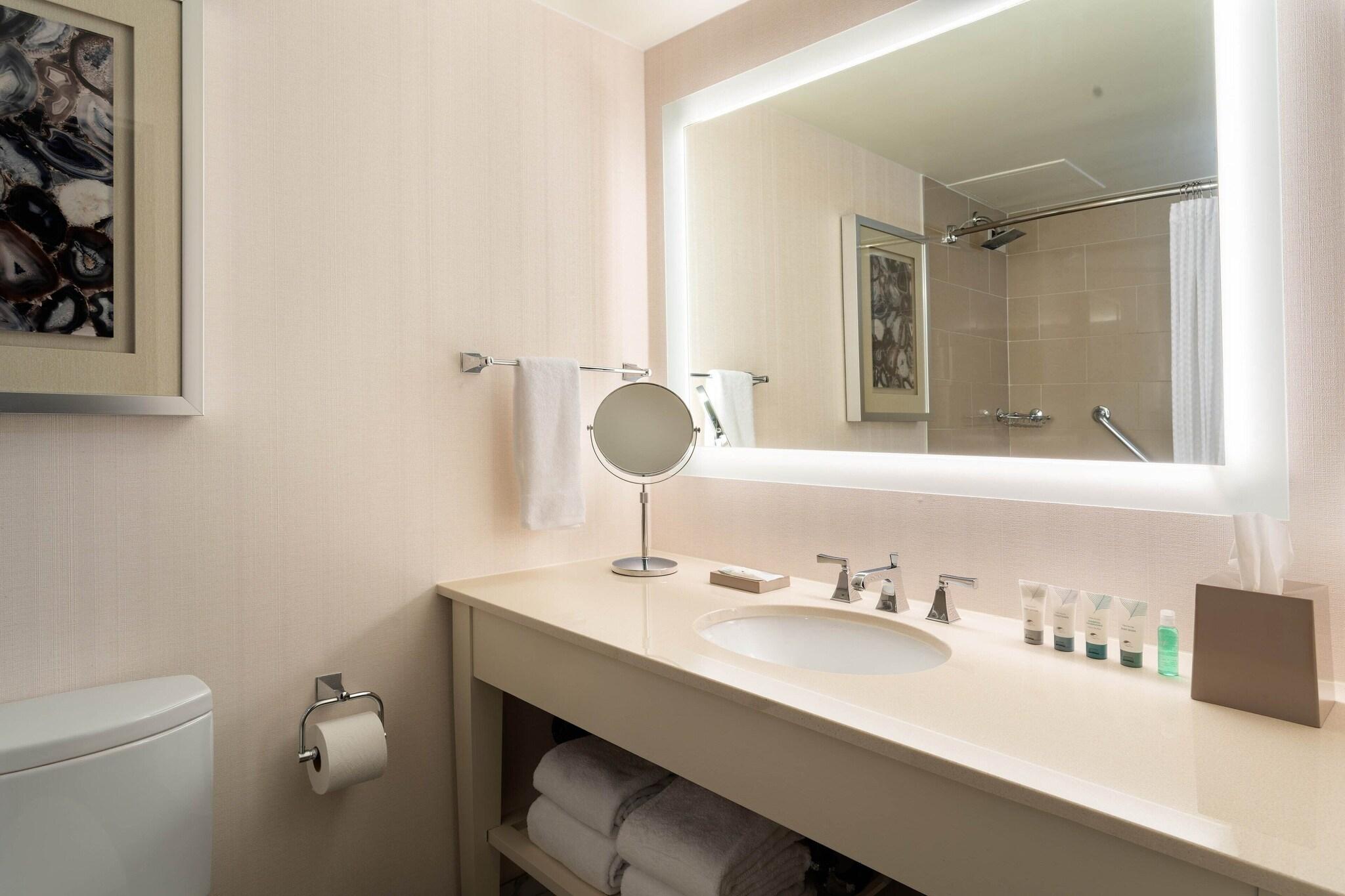 Junior Suite King Size Bed