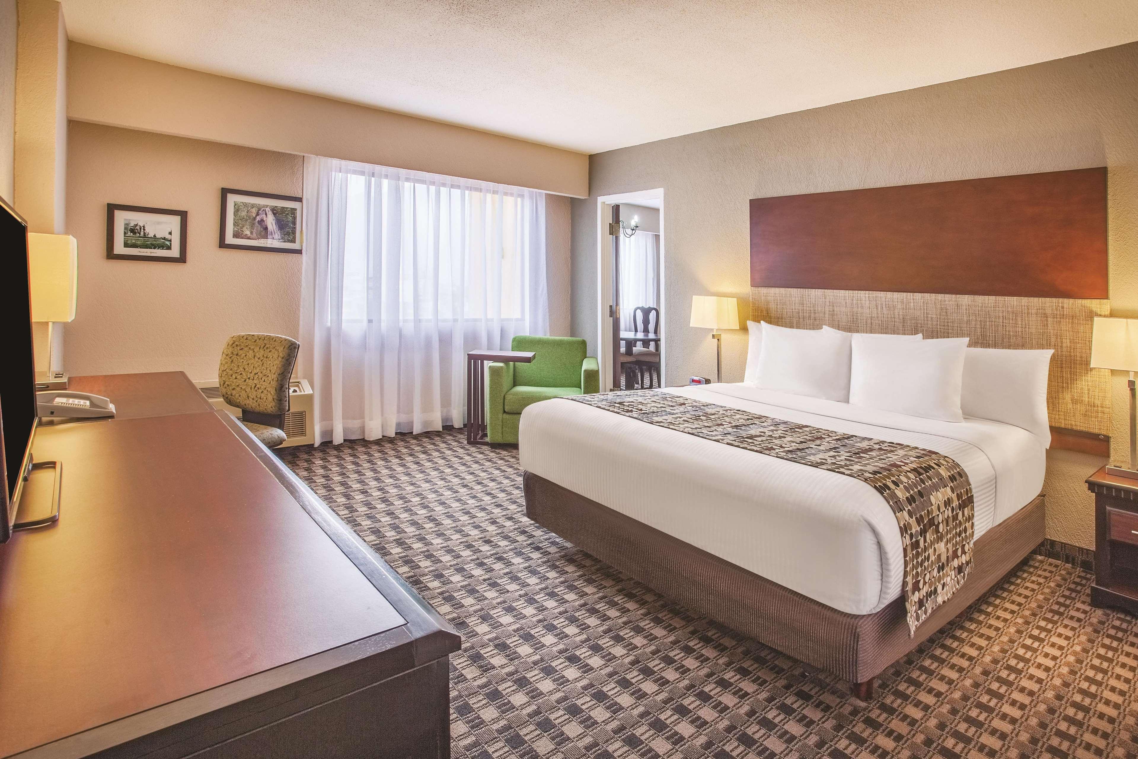 Junior Suite King Size Bed