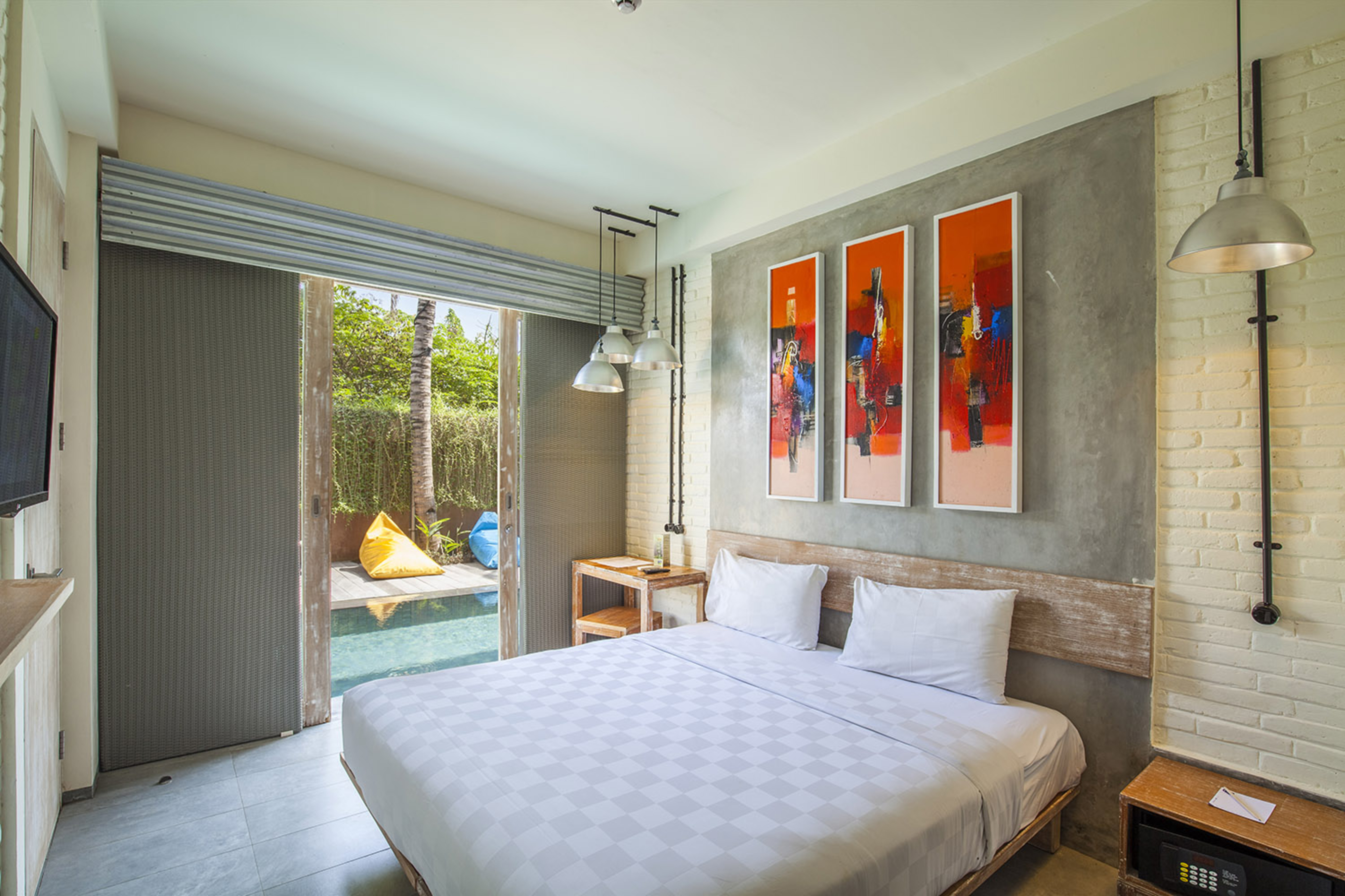 Double or Twin Standard