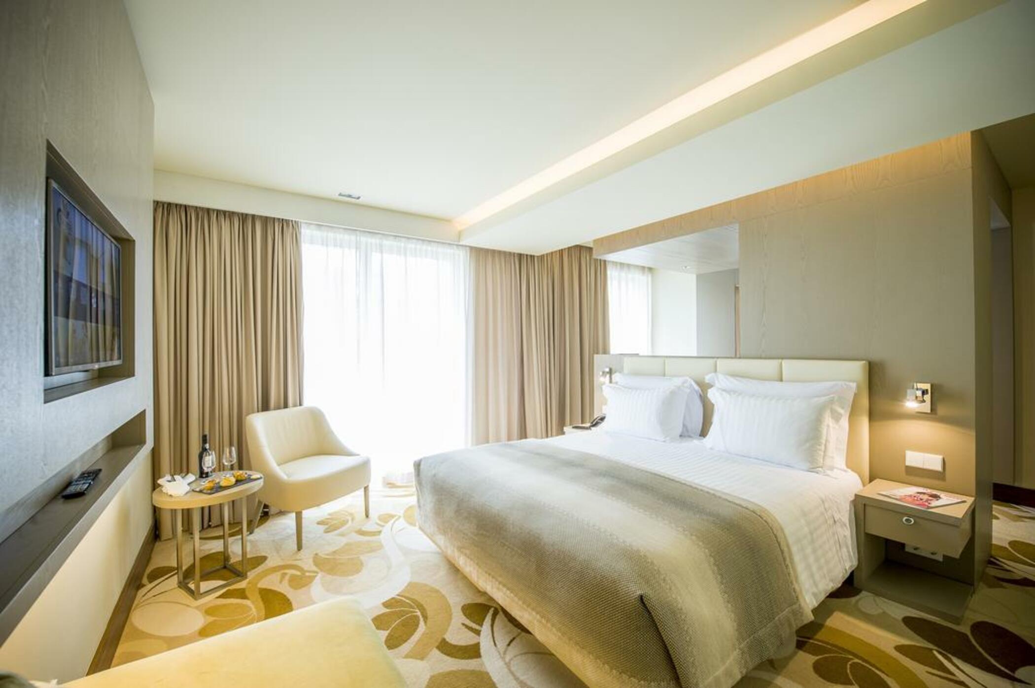 Double Single Superior