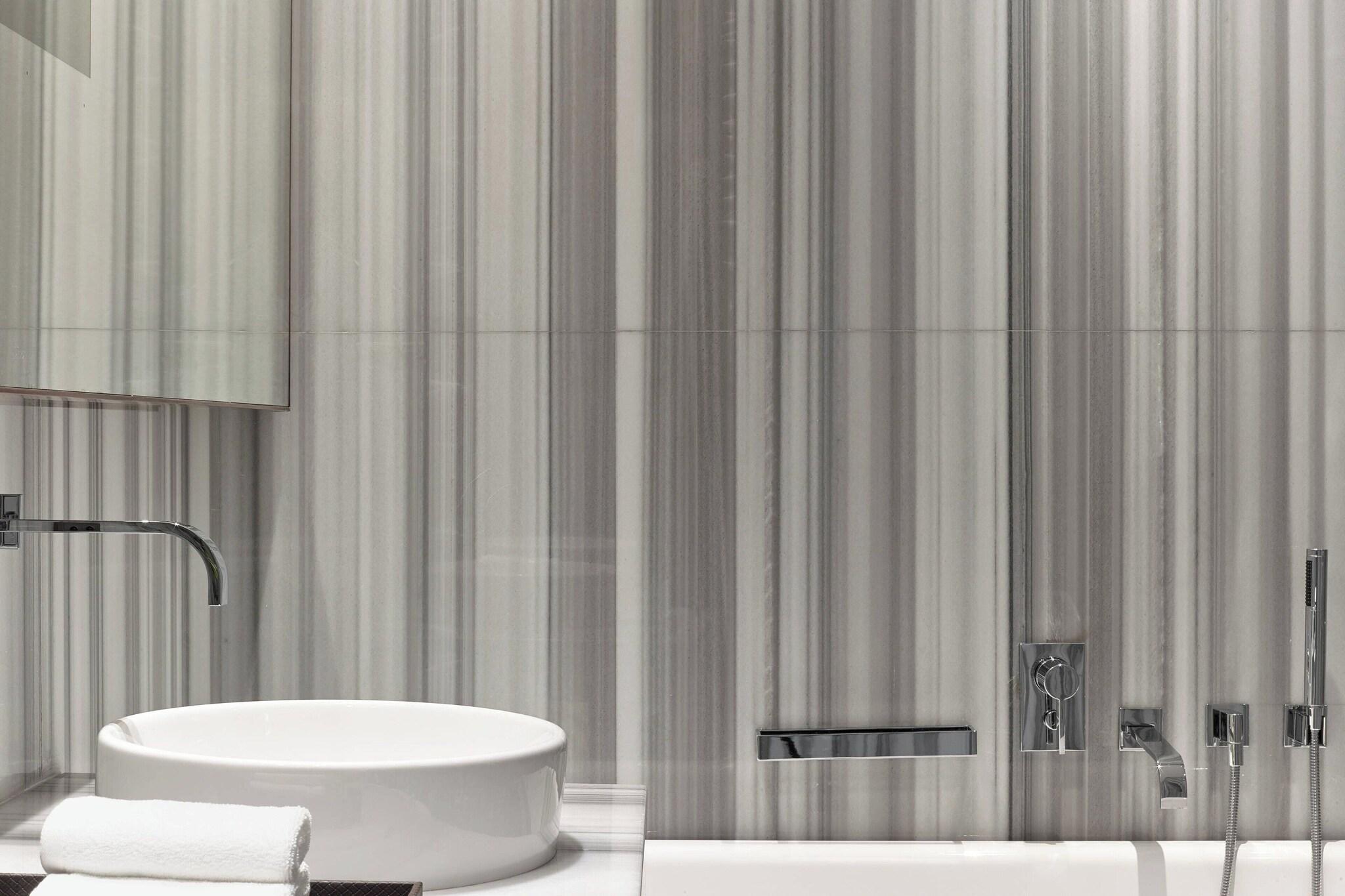 Suite King Bed One Bedroom 