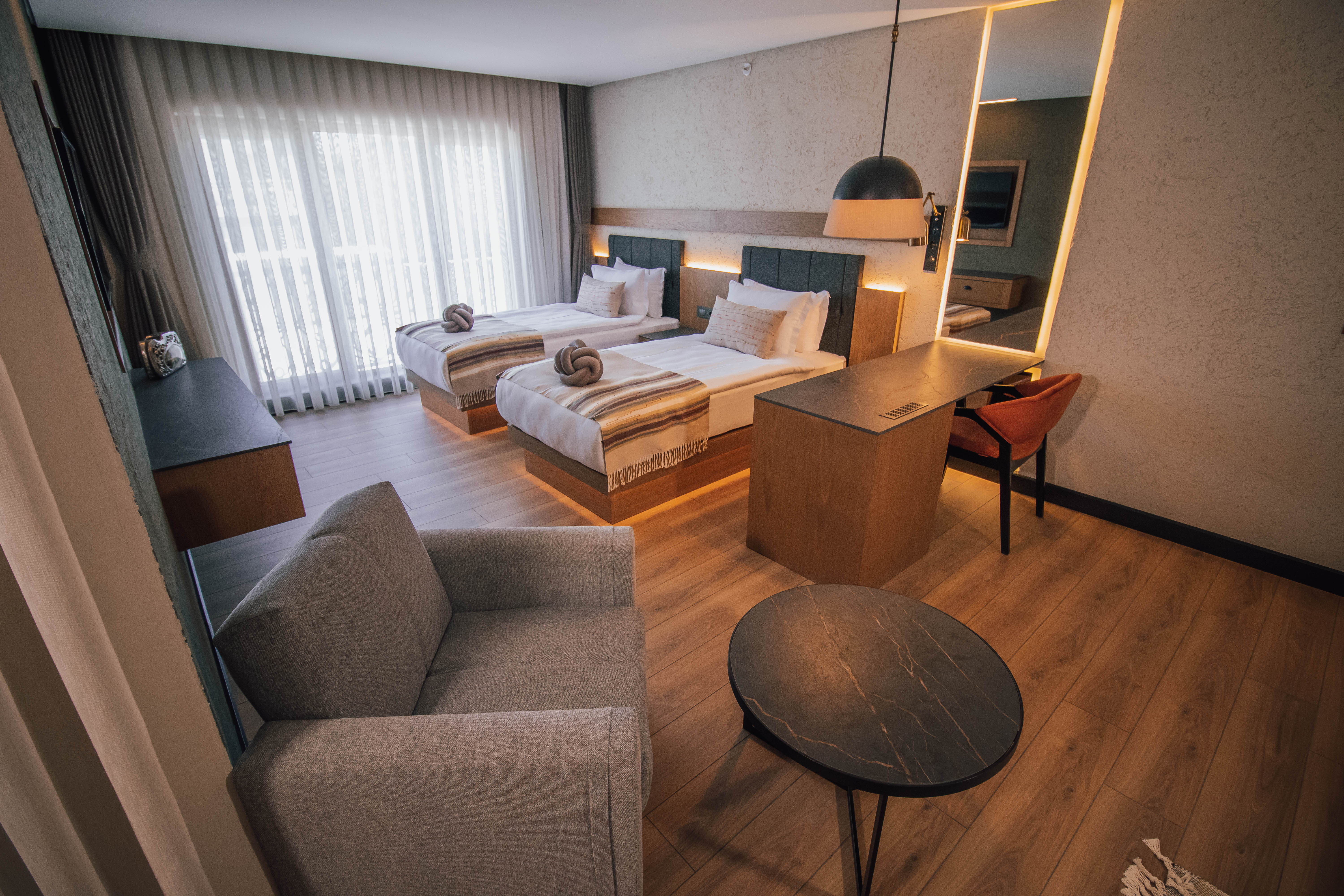 Family Room Capacity 4