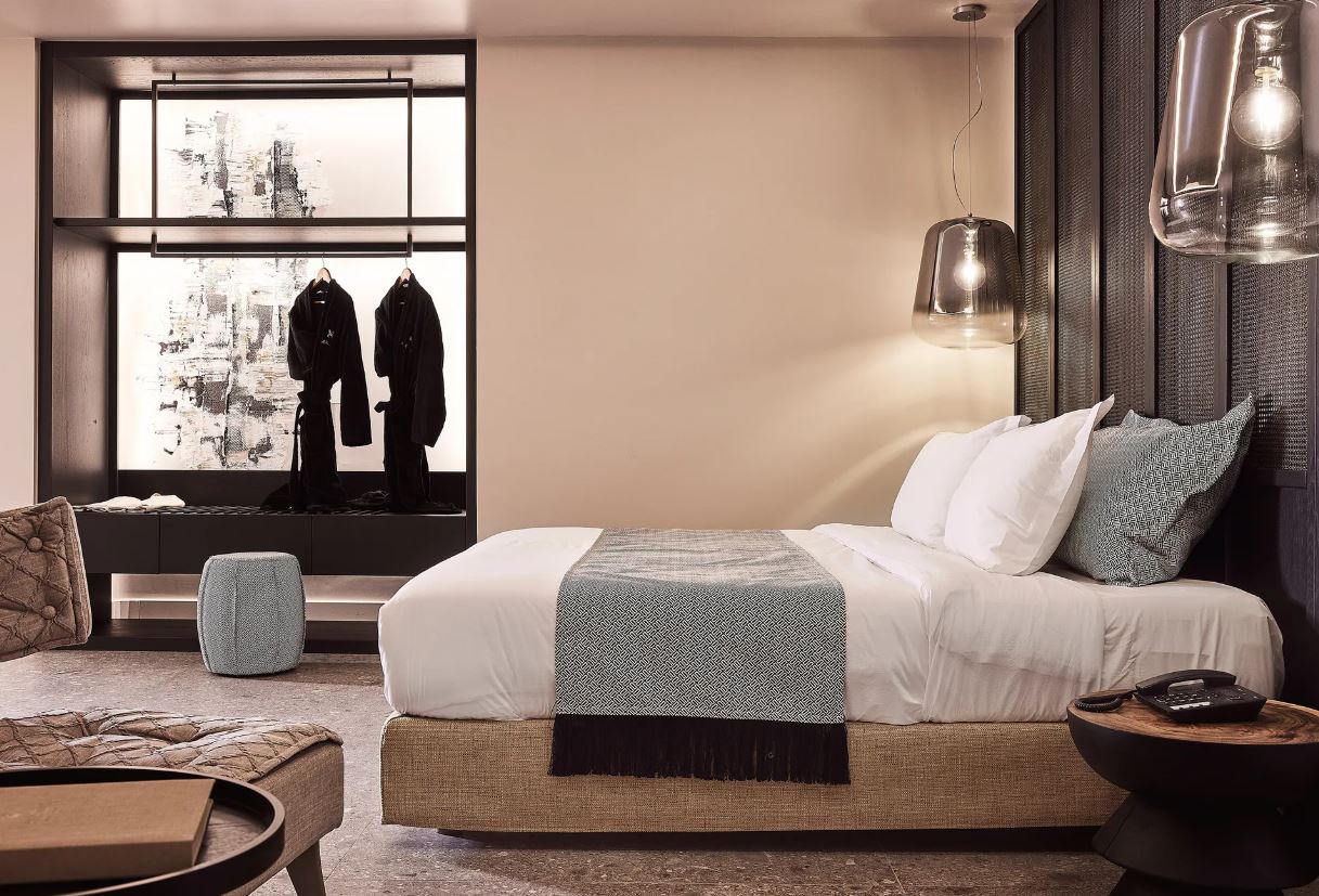 Family Room with Private Pool