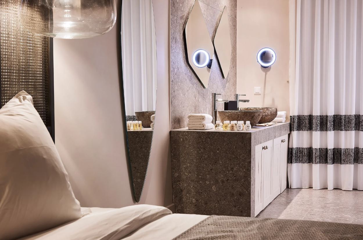 Family Room with Private Pool