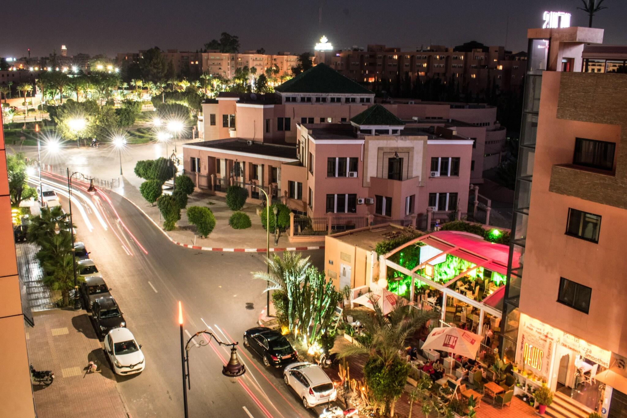 Junior Suite King Size Bed