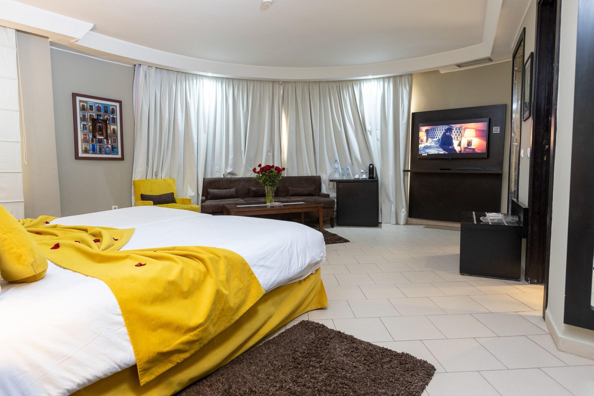 Junior Suite King Size Bed