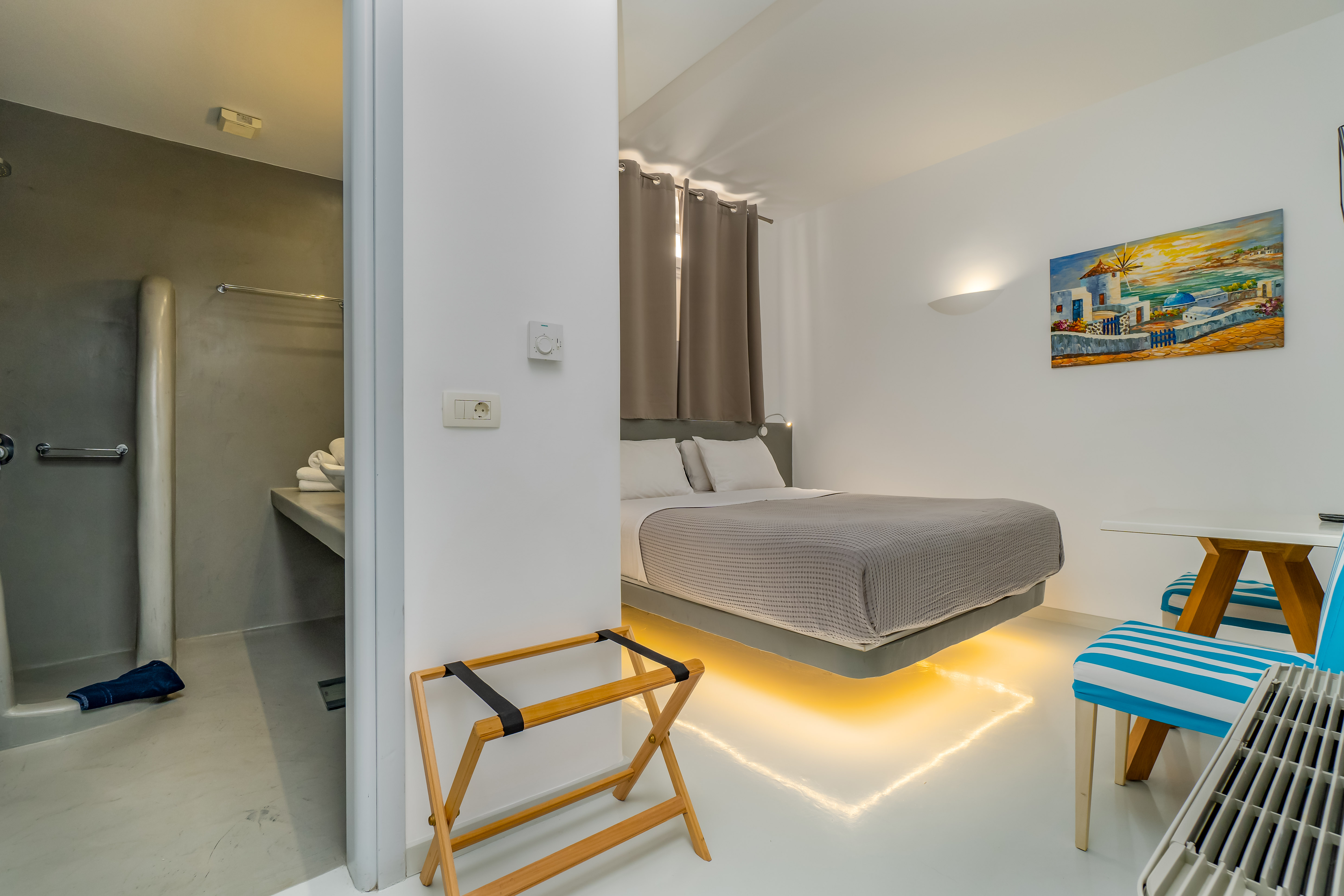 Double or Twin Deluxe