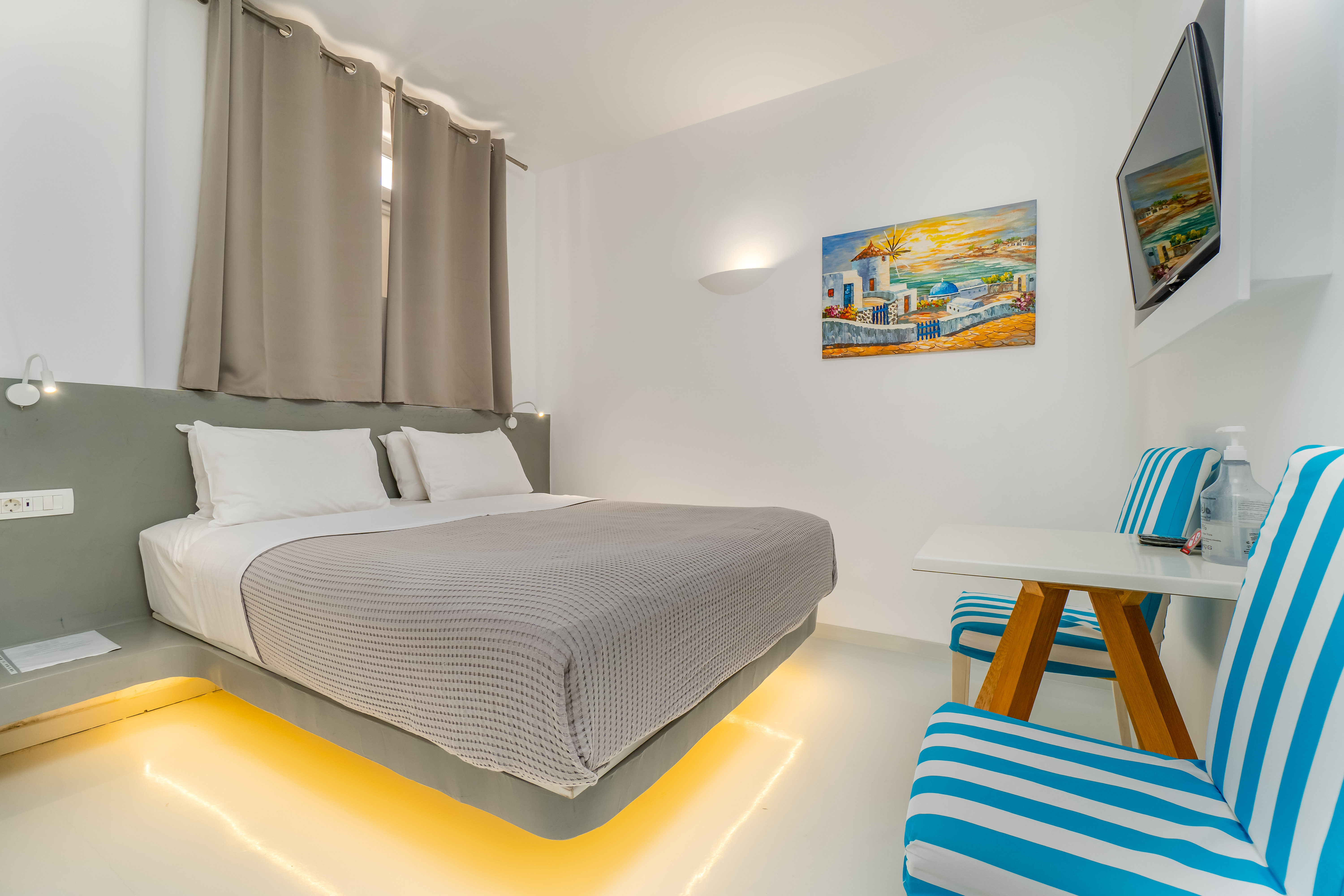 Double or Twin Deluxe