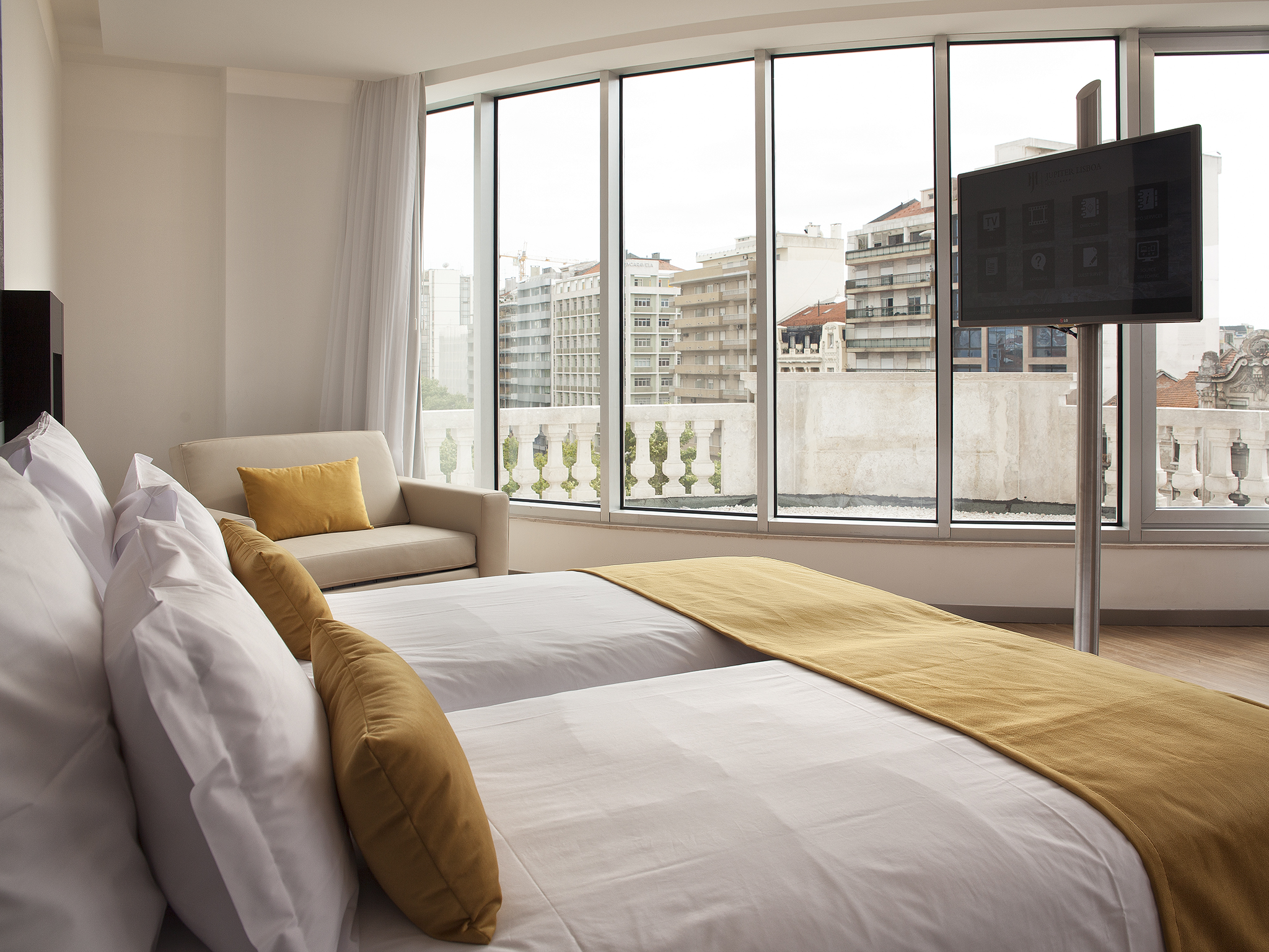 Double or Twin Executive