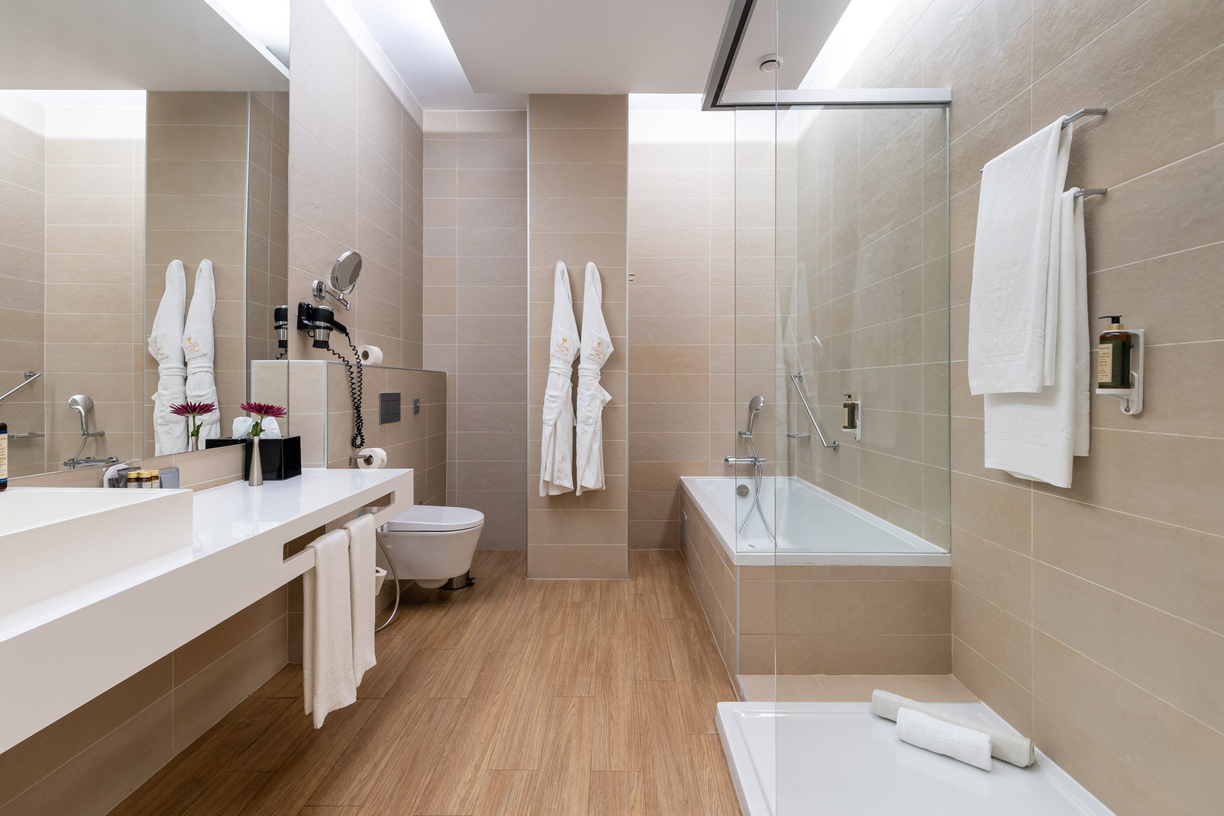 Double or Twin Executive