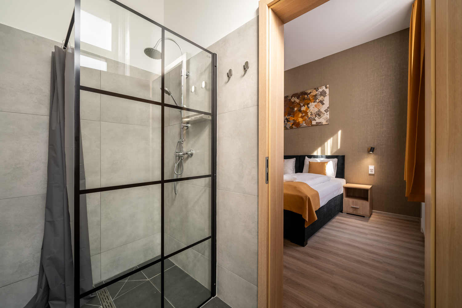 Double or Twin Standard