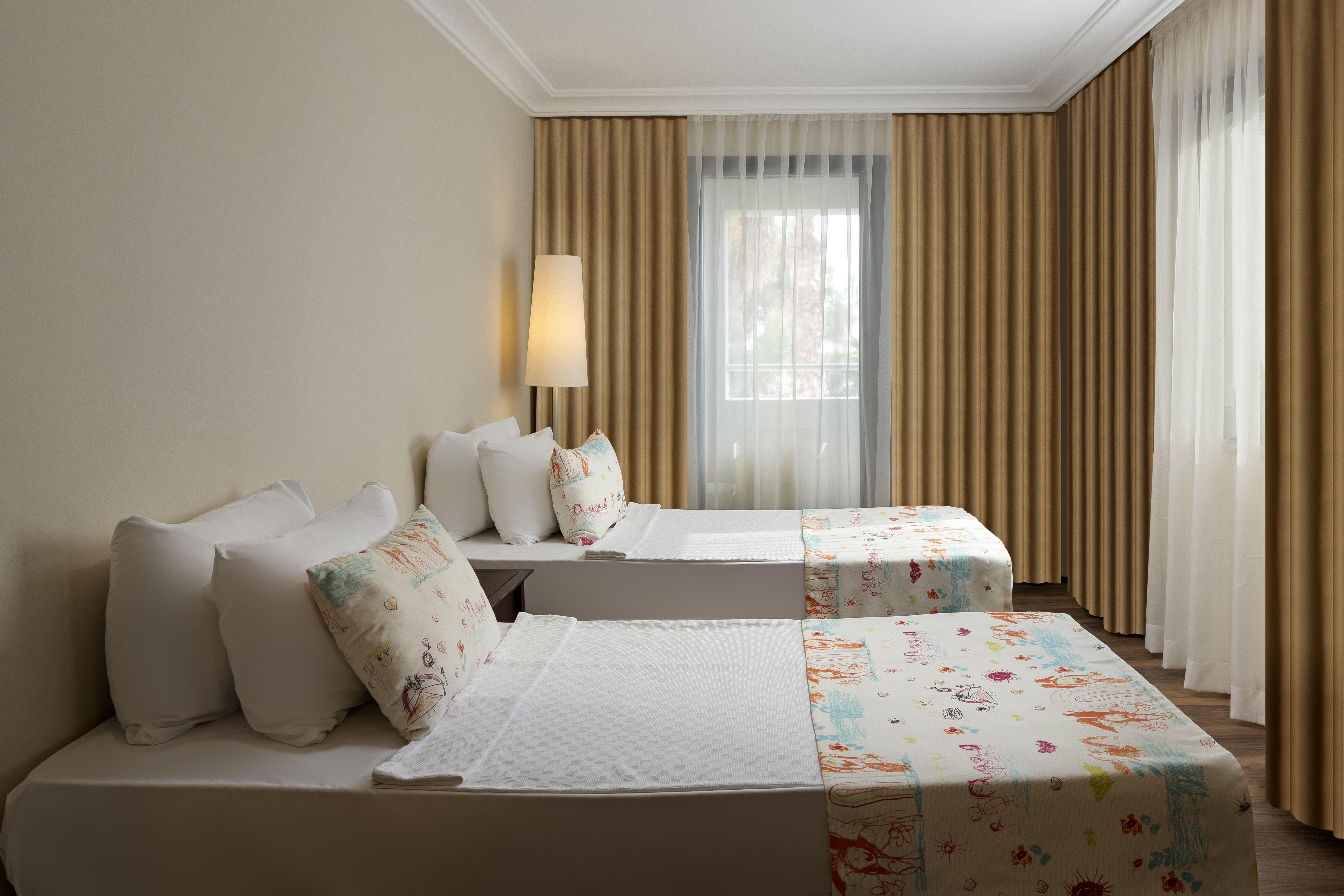 Family Room Garden View