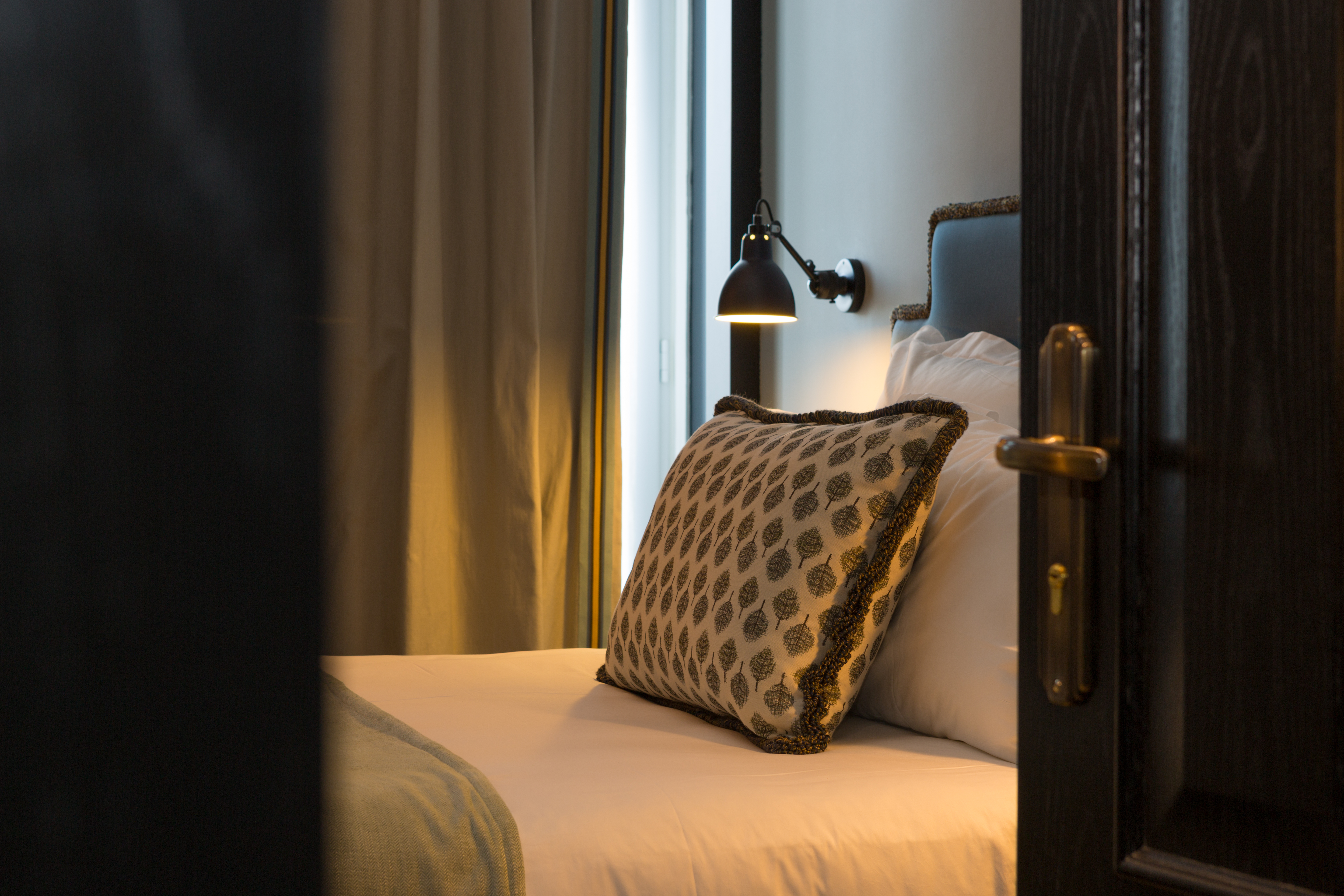 Double Queen Size Bed