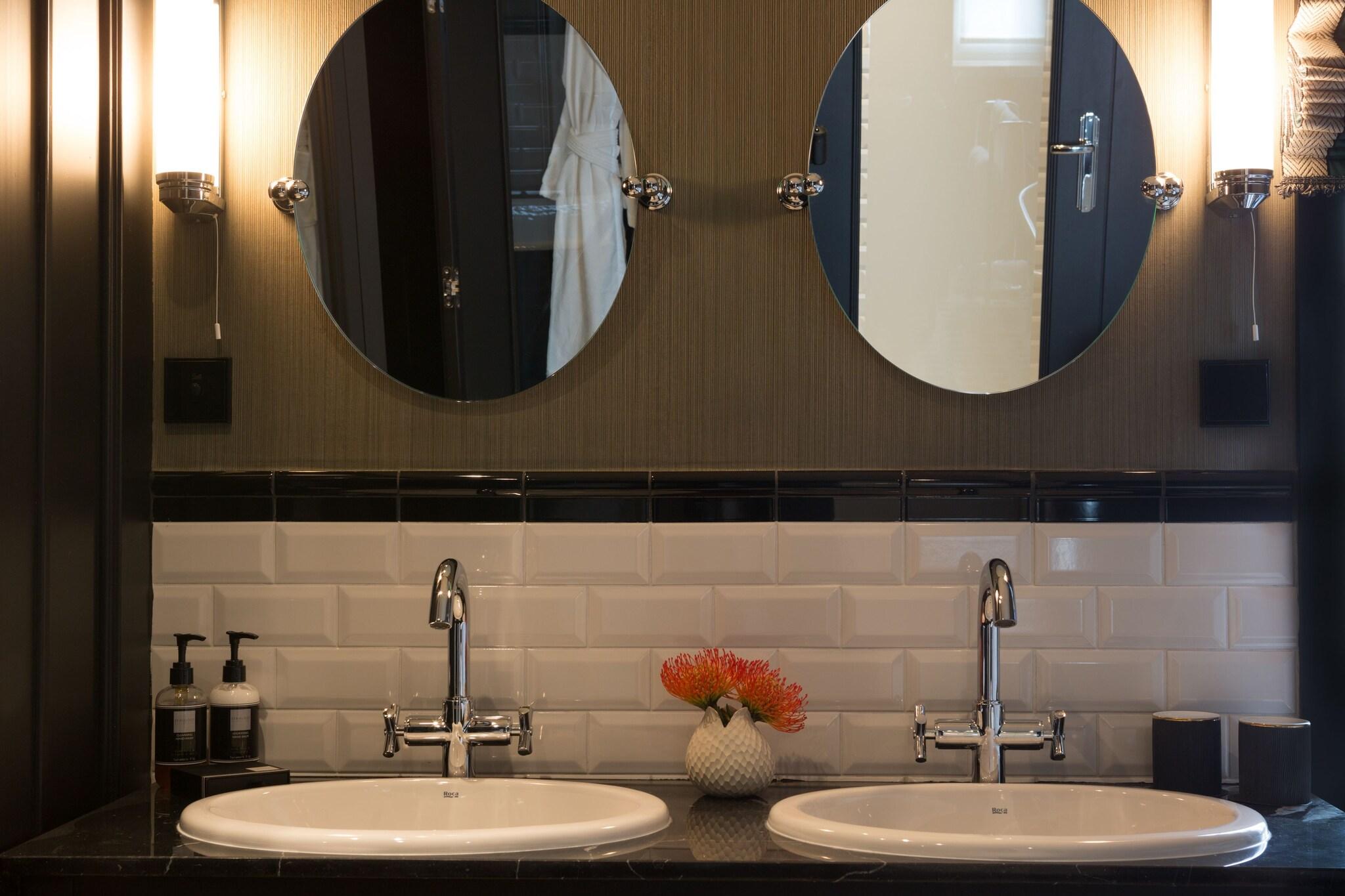 Suite with Double Bed