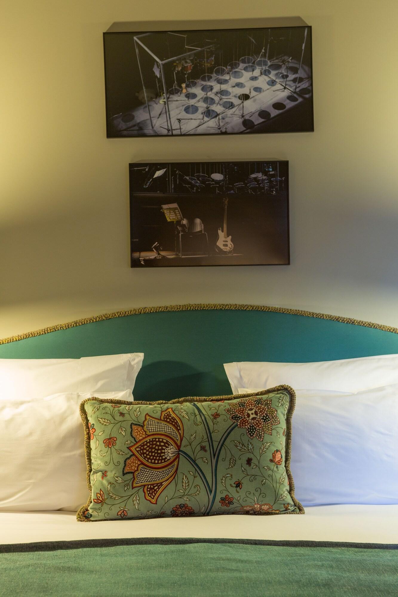 Suite with Double Bed