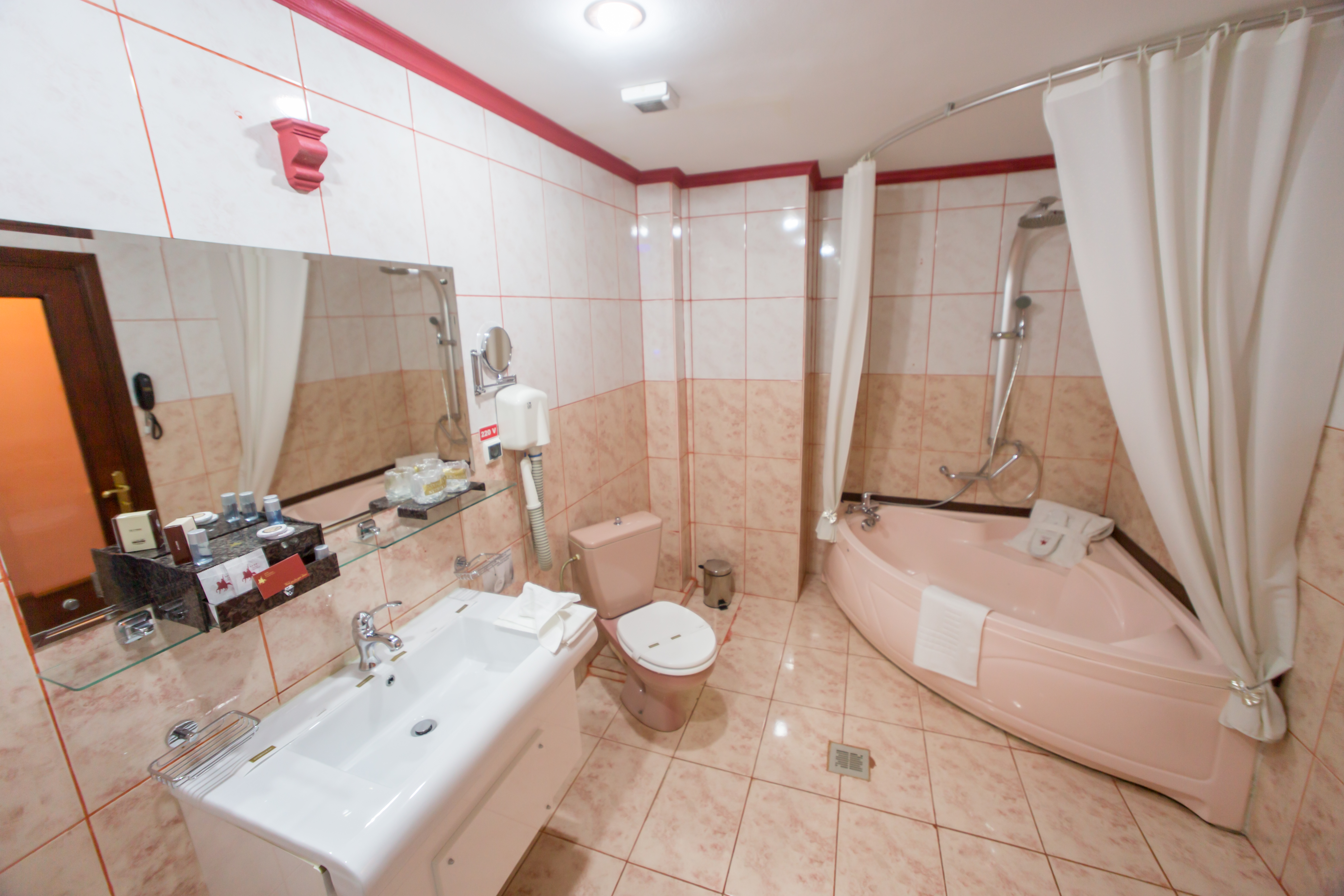 Junior Suite Capacity 1