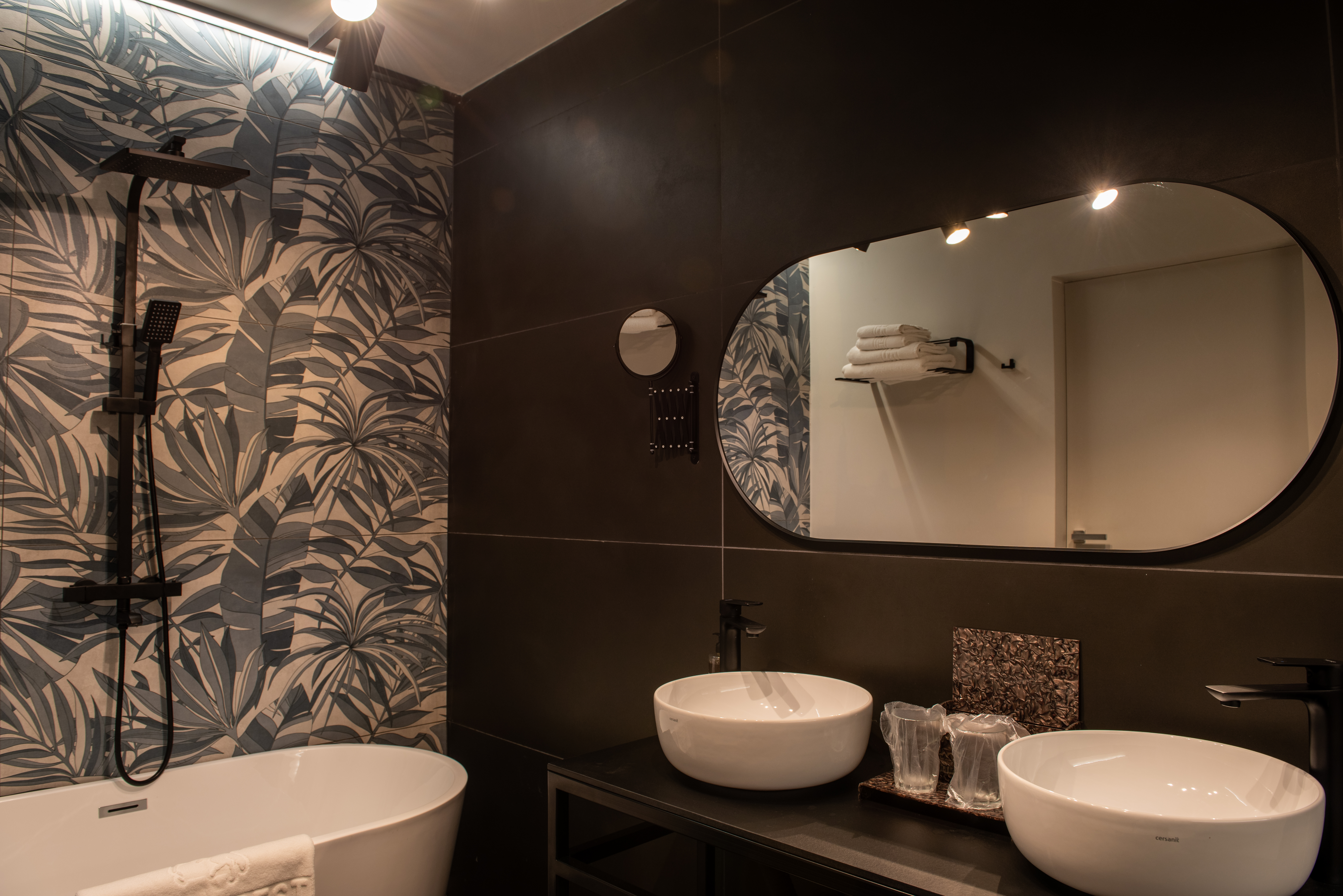 Suite Two Bedrooms One Bathroom