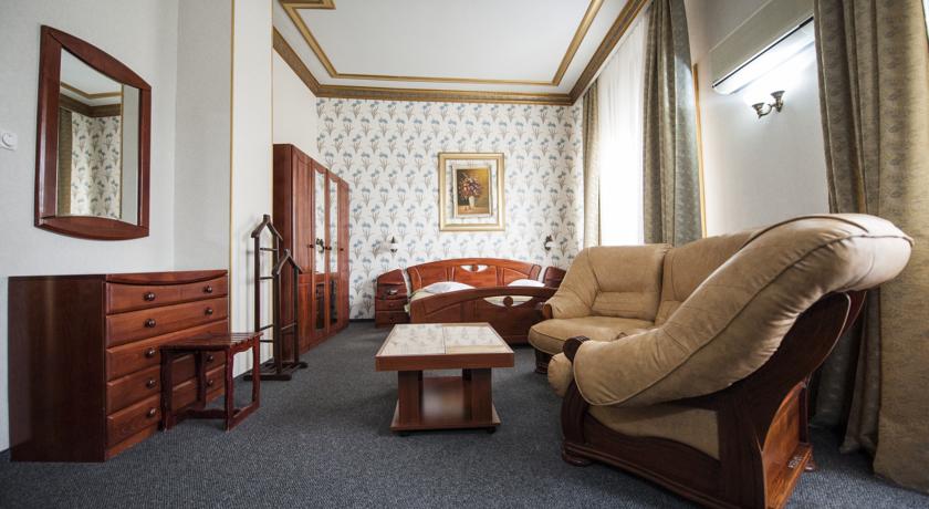 Family Room Standard