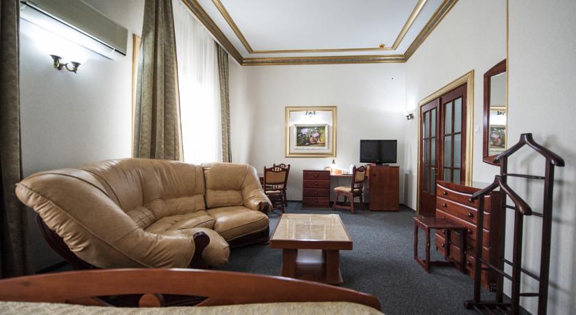 Family Room Standard