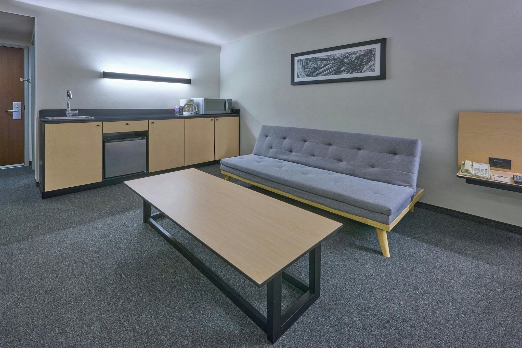 Double Superior Queen Bed