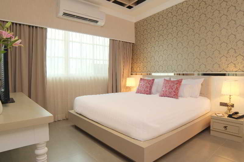 Double or Twin Deluxe