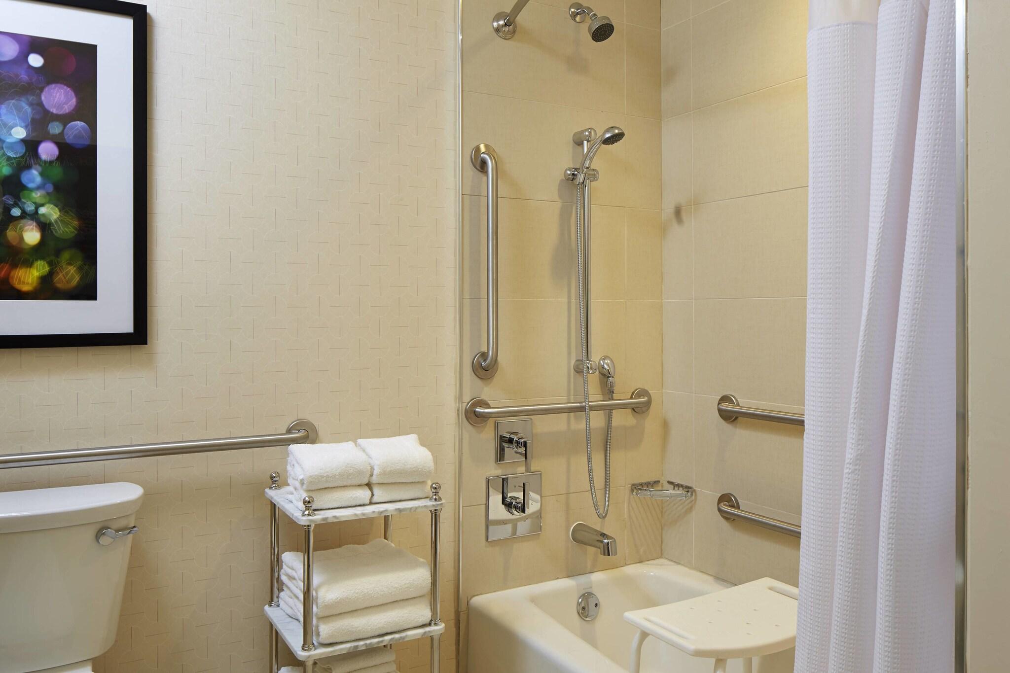 Studio King Size Bed