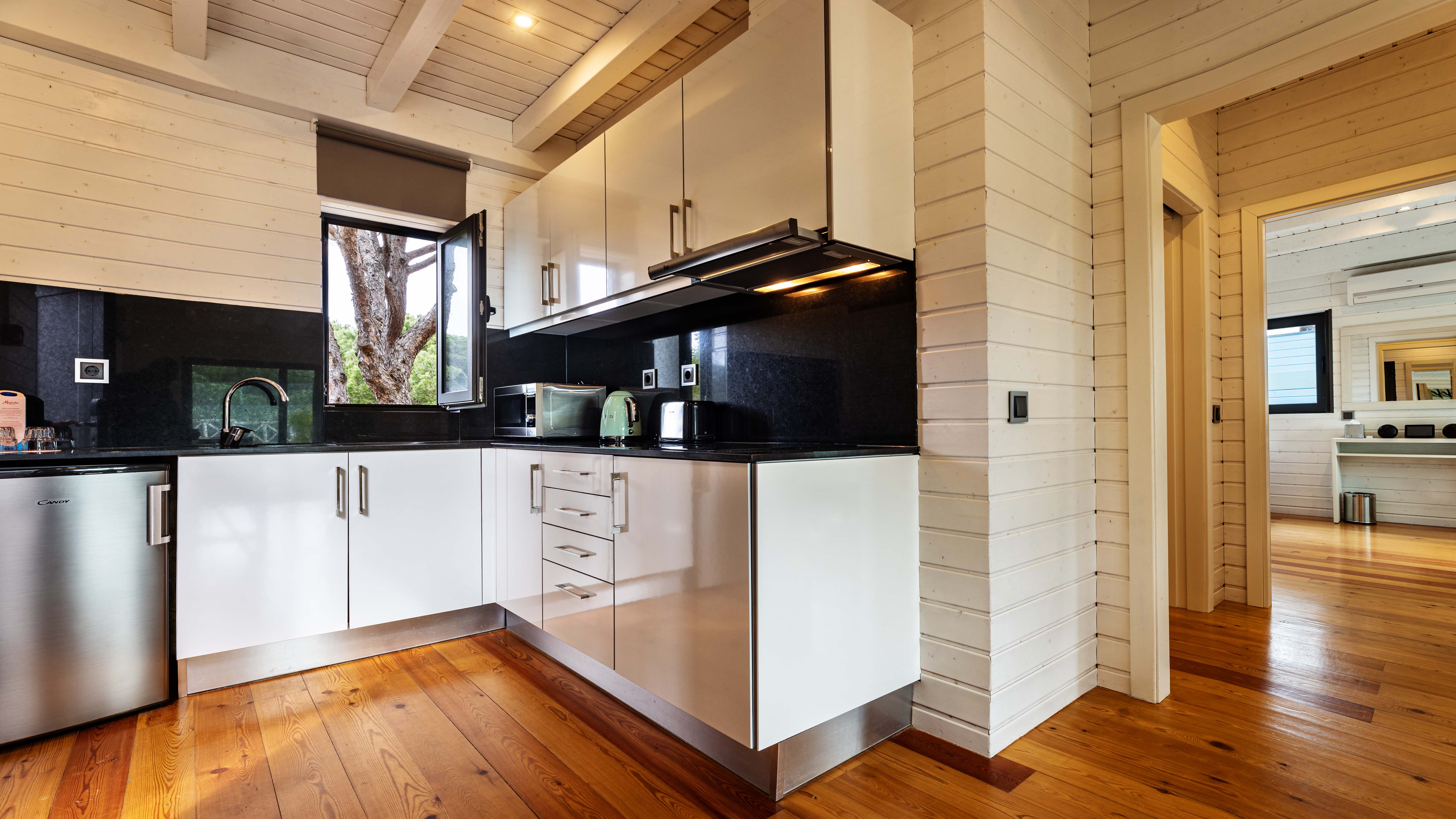 House Capacity 4 Two Bedrooms