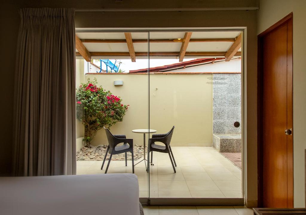 Double Superior Queen Bed