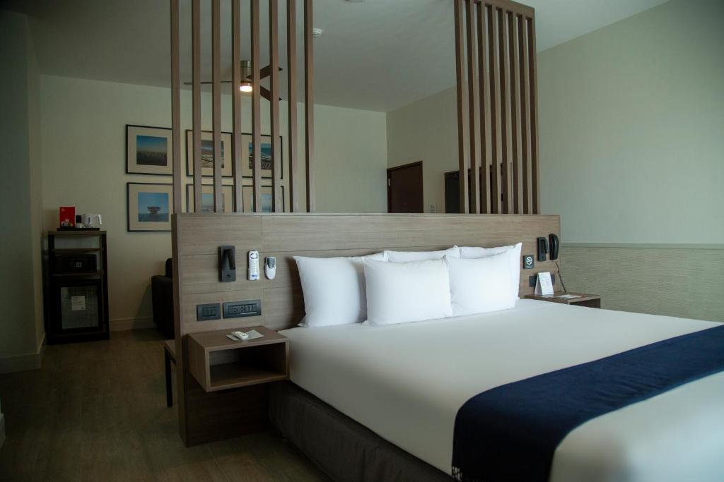 Junior Suite with Views