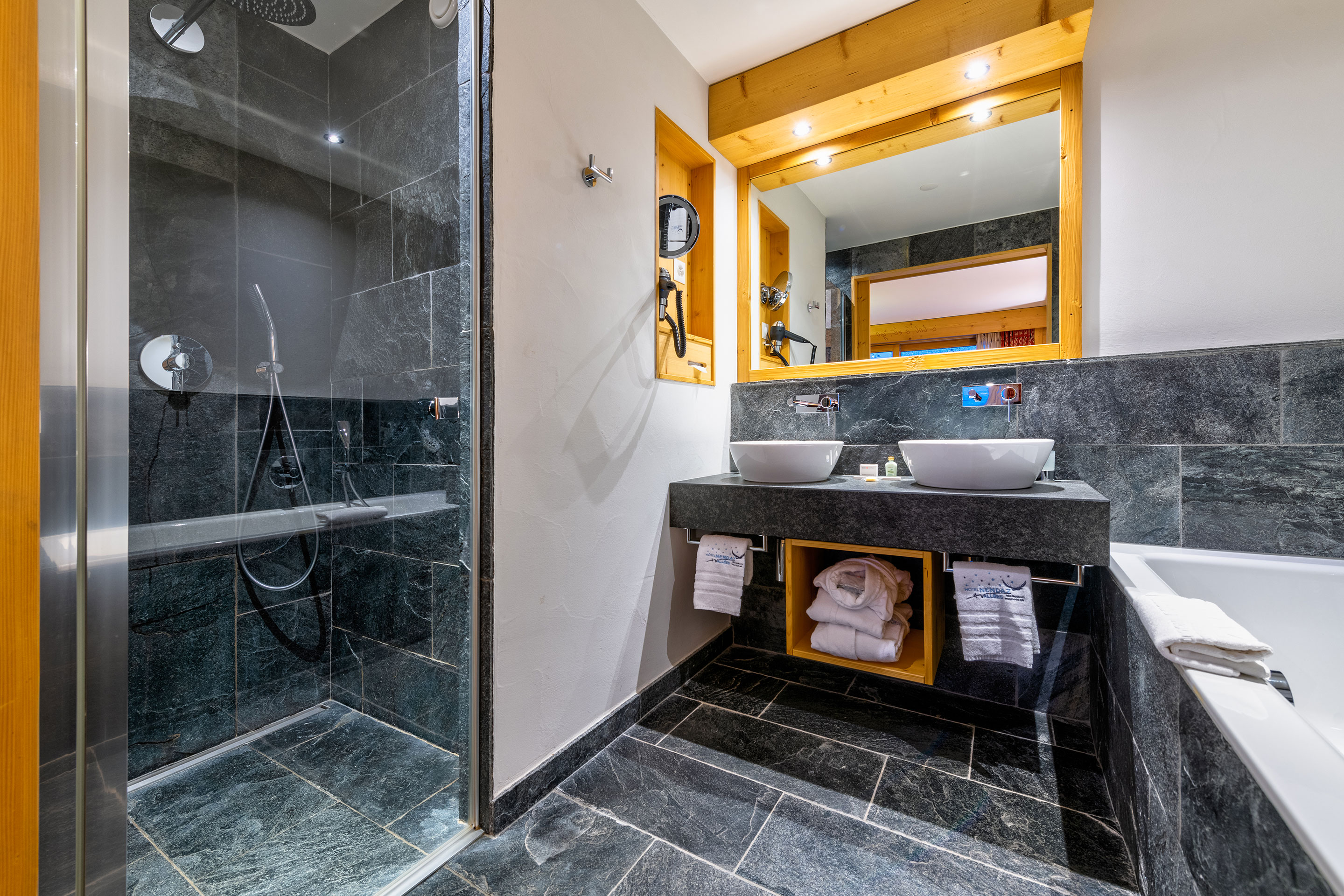 Double Single Classic