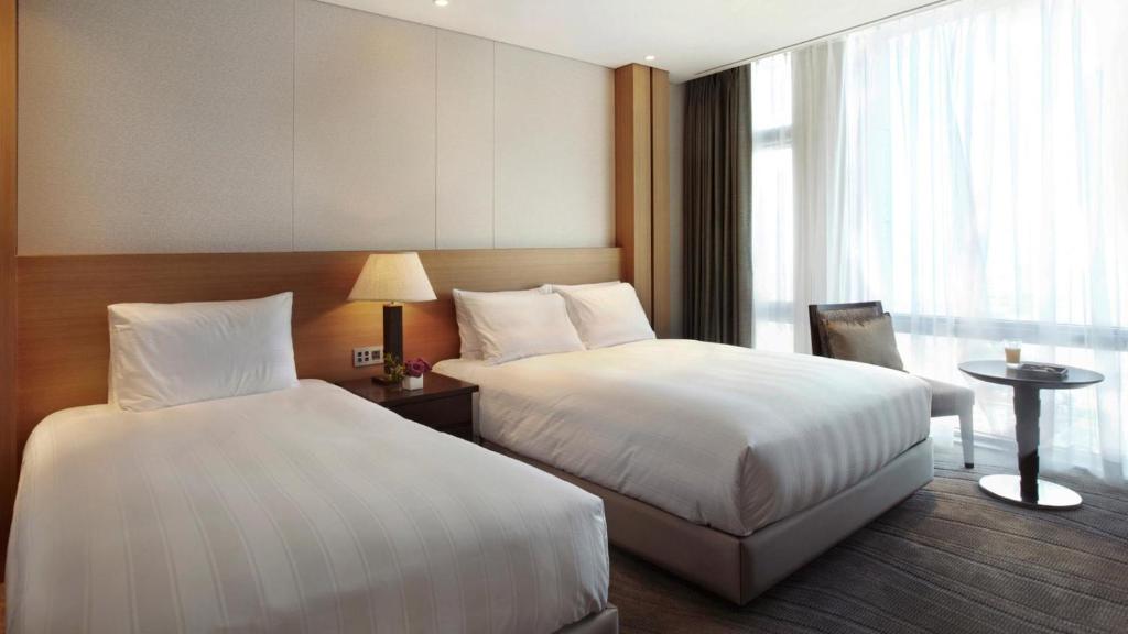 Family Room Standard