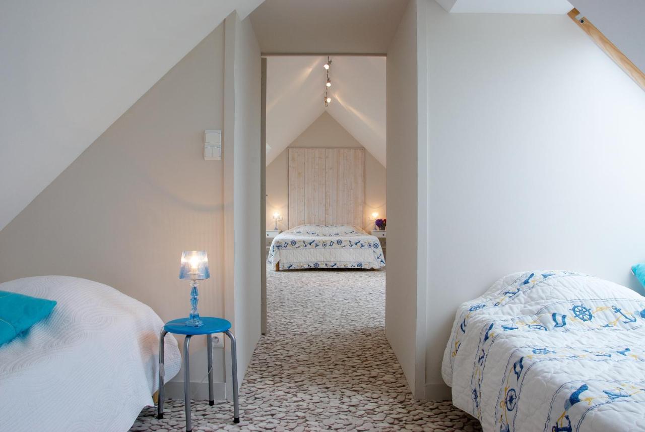 Family Room Standard