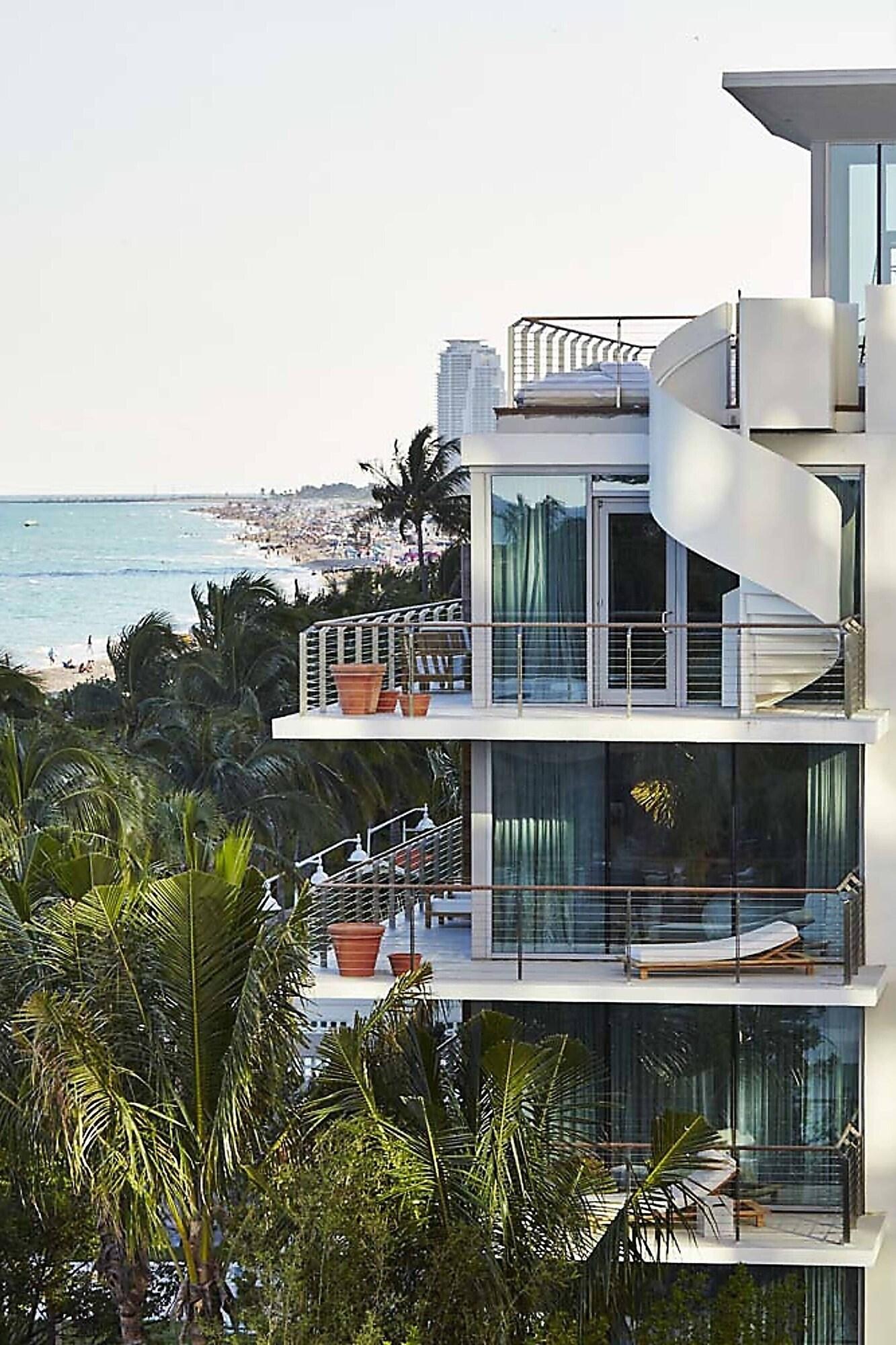 Suite King Bed One Bedroom 