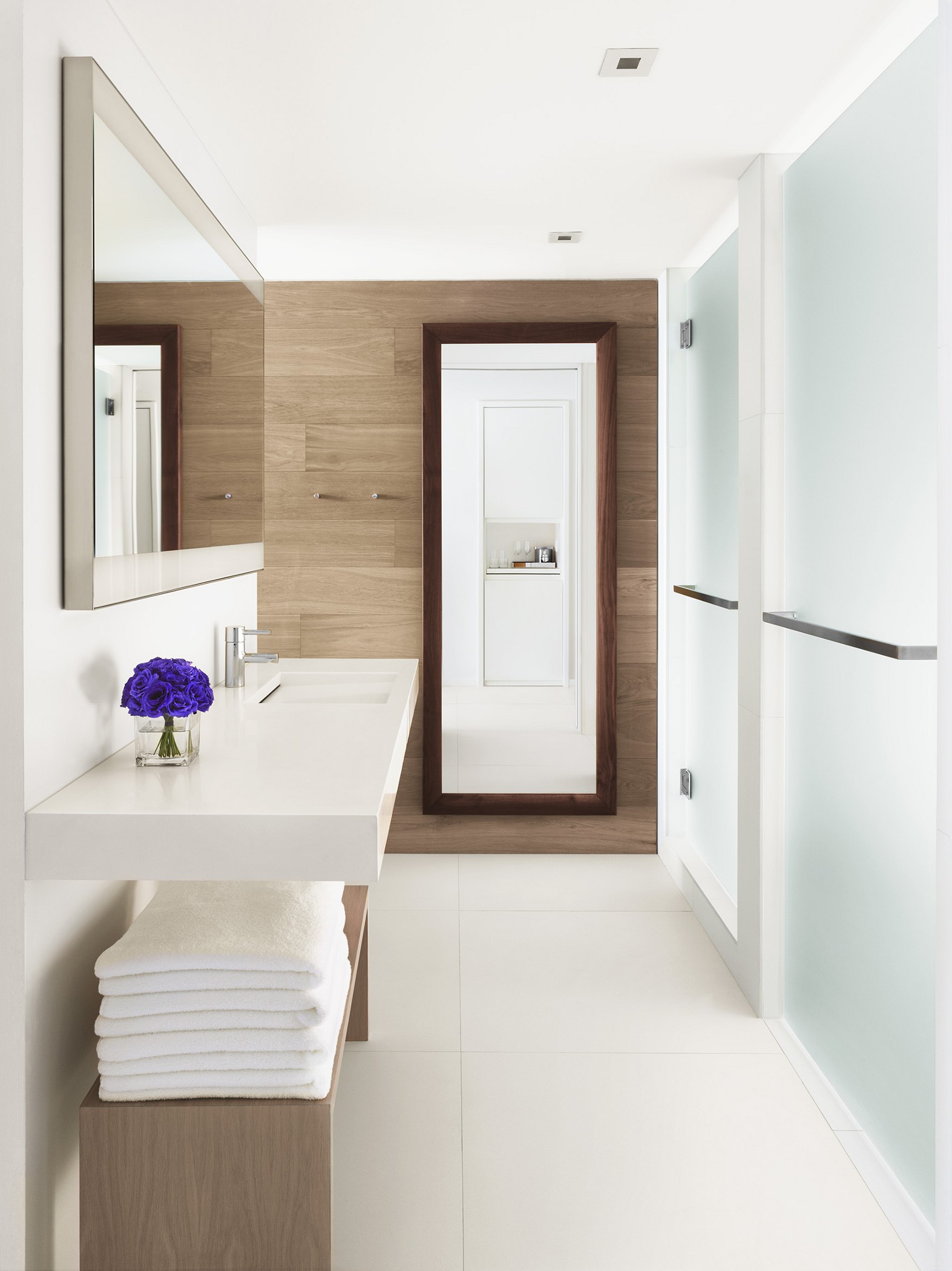 Double Ocean Front King Bed