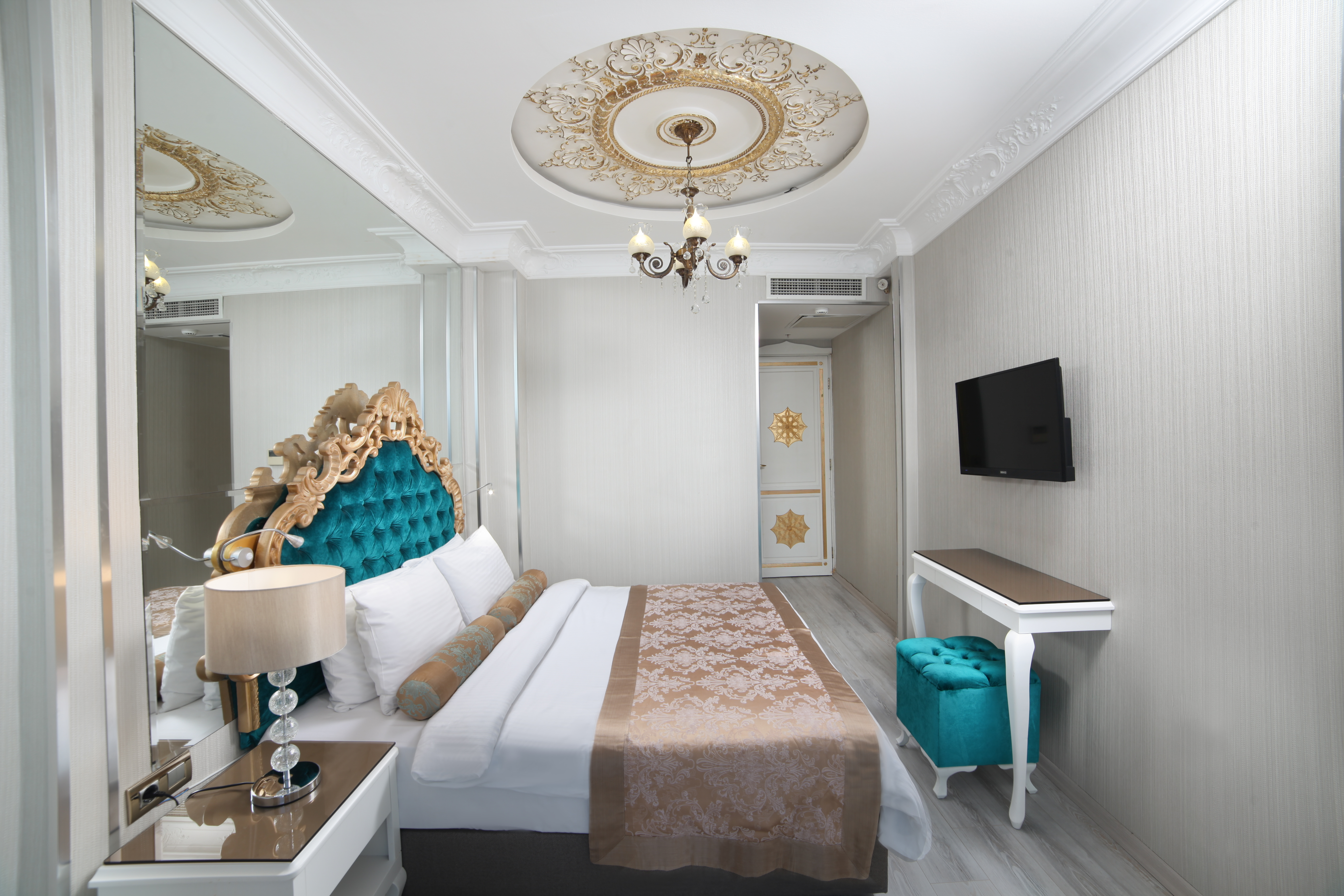 Double or Twin Superior