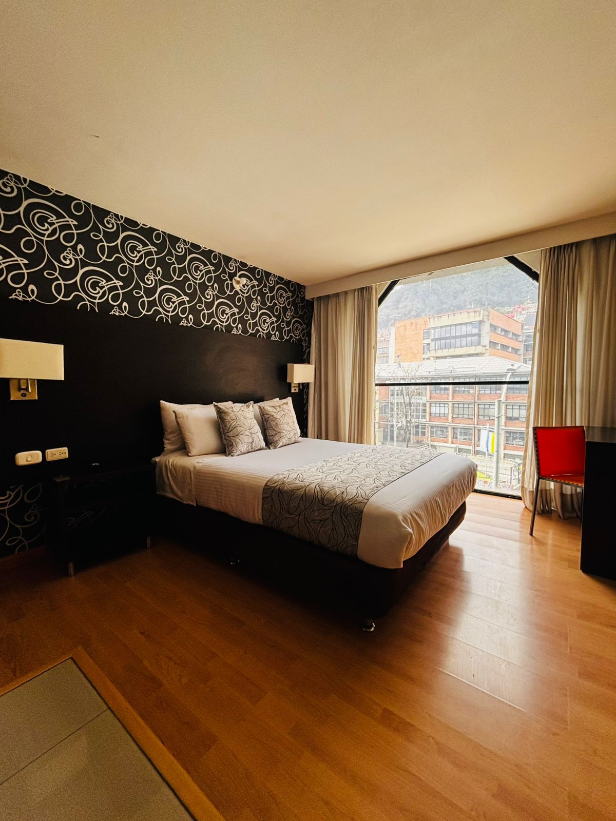 Single Superior King Bed