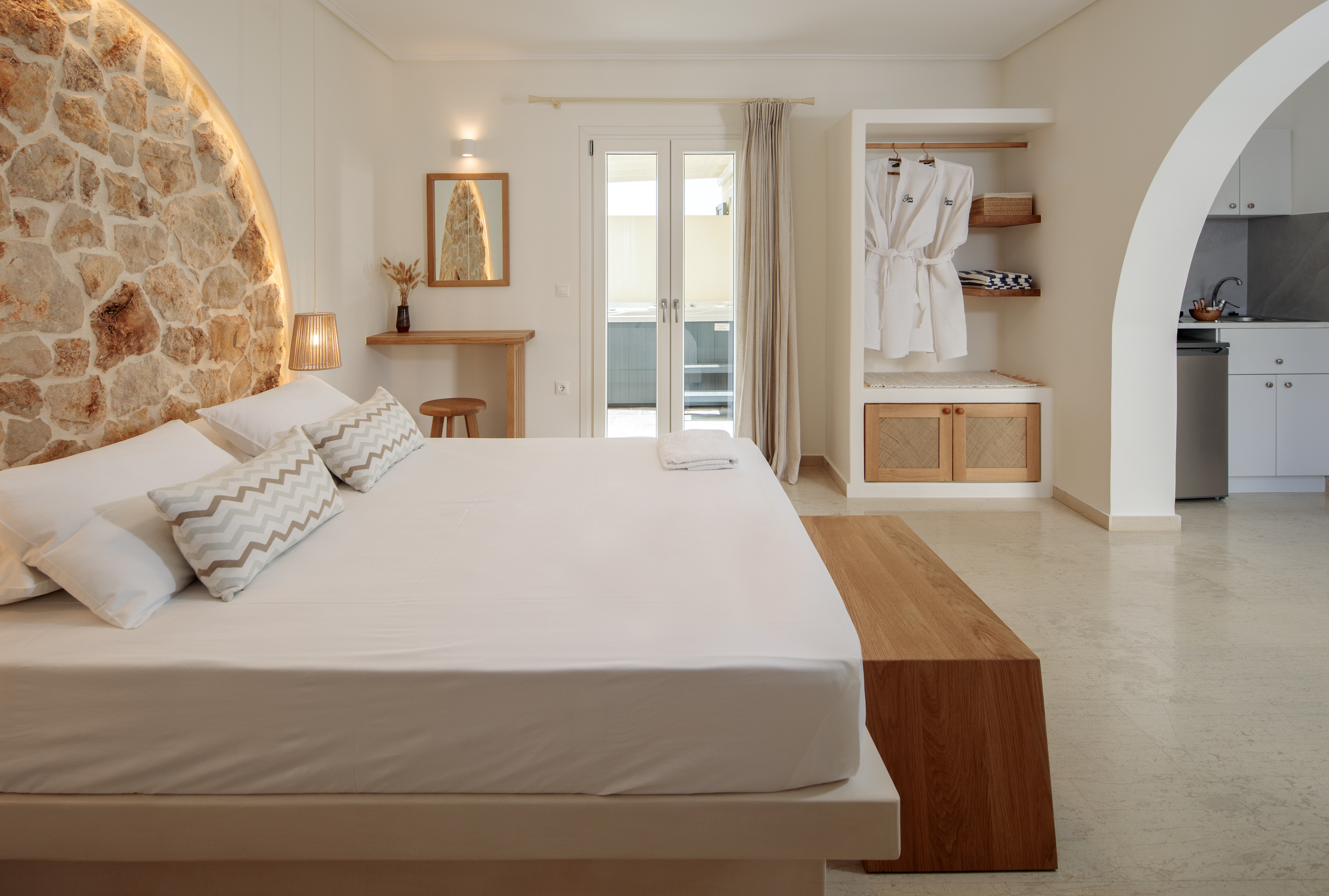 Junior Suite with Jacuzzi