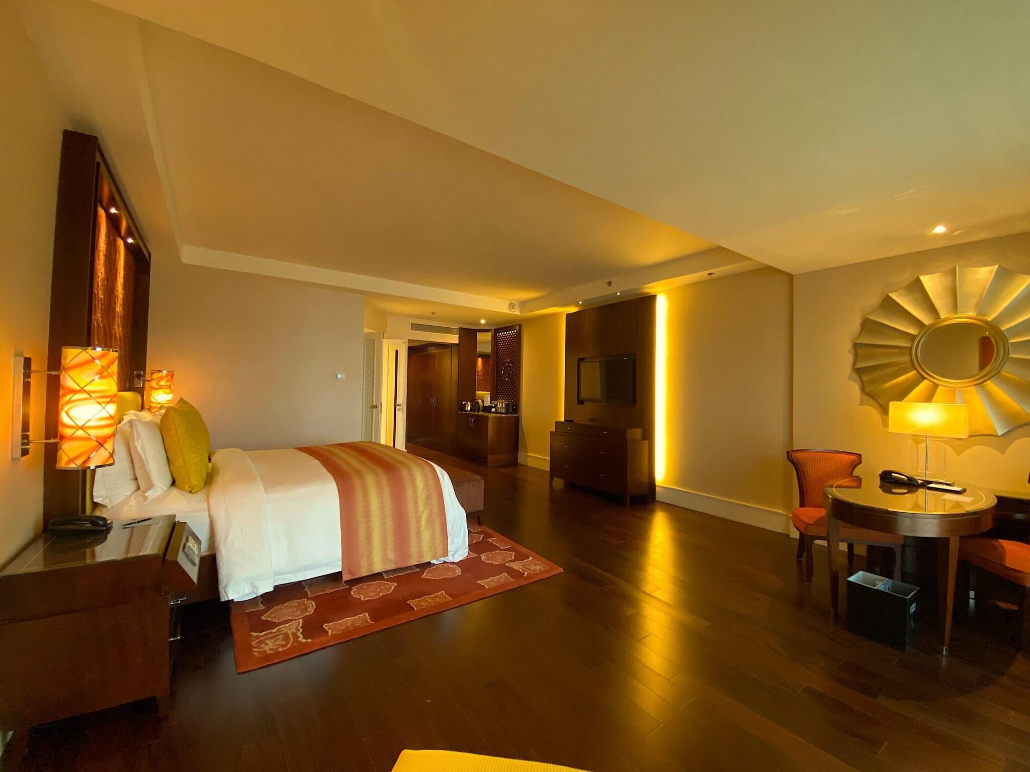 Double Premier City View