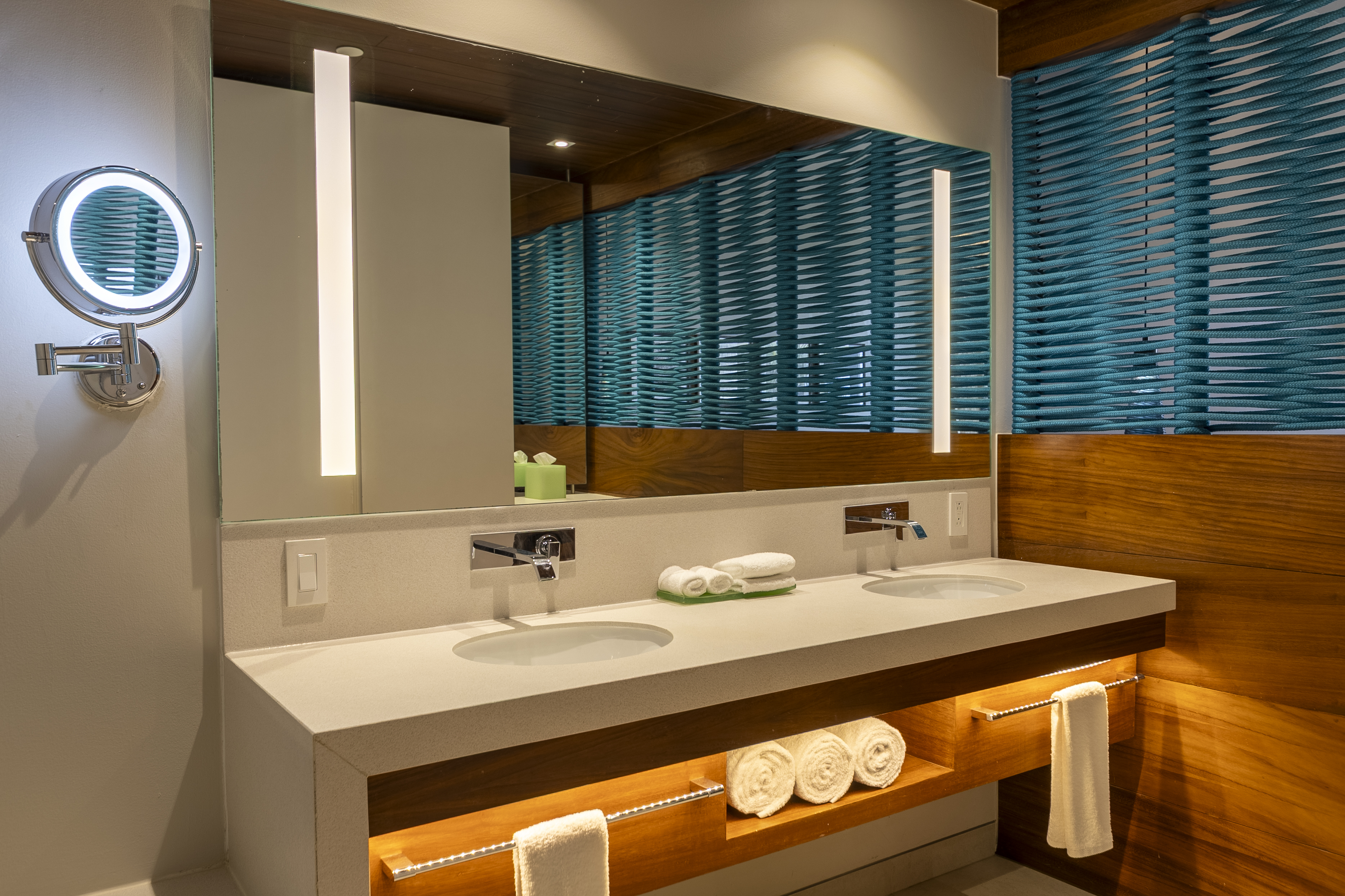 Double Partial Ocean View King Bed