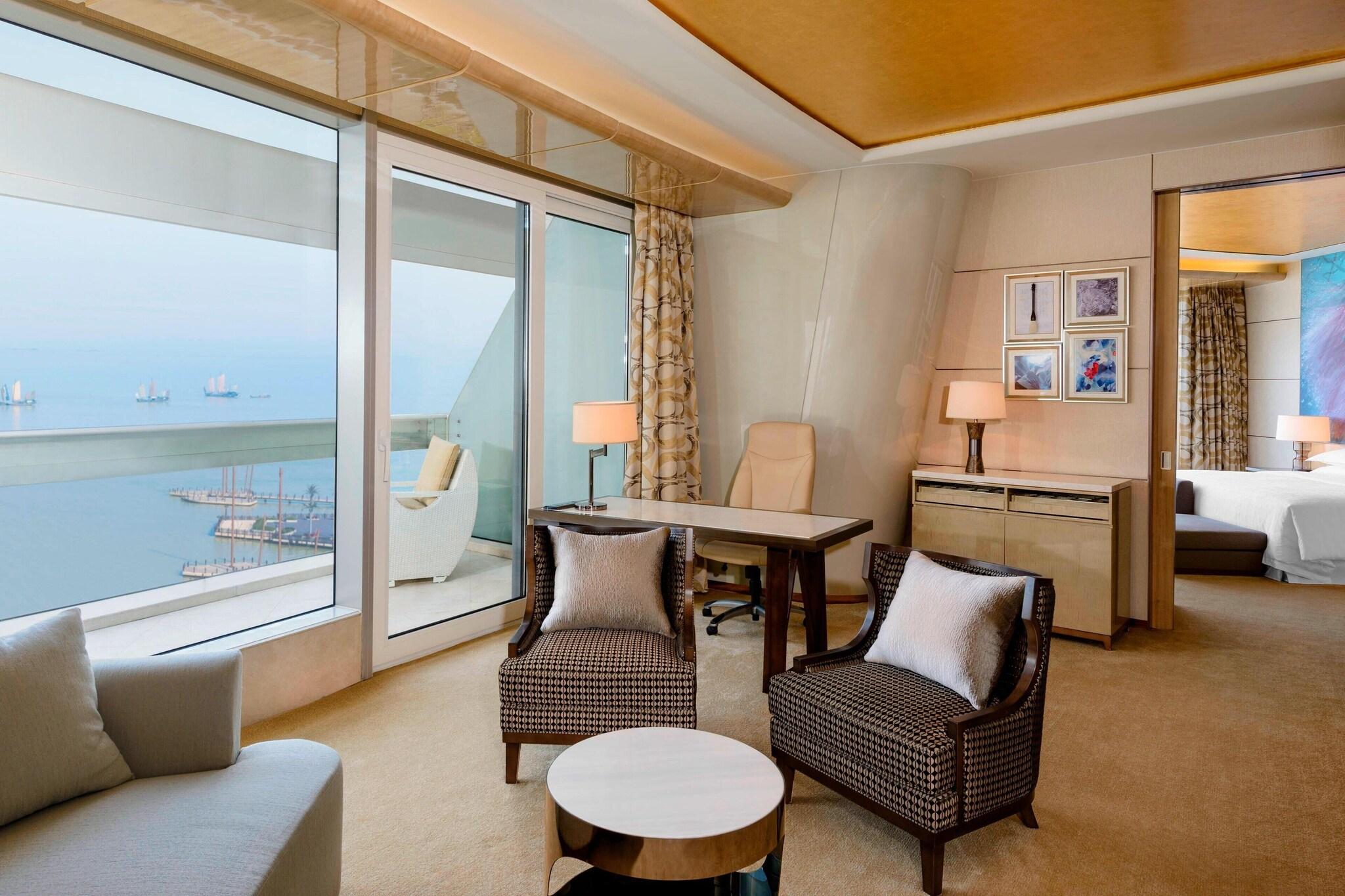 Suite King Bed One Bedroom 