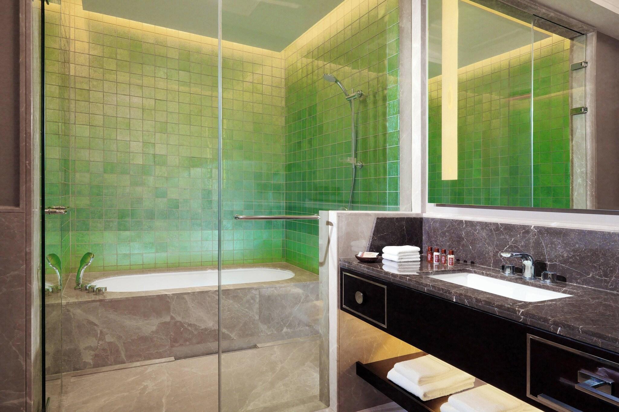 Double Deluxe River View