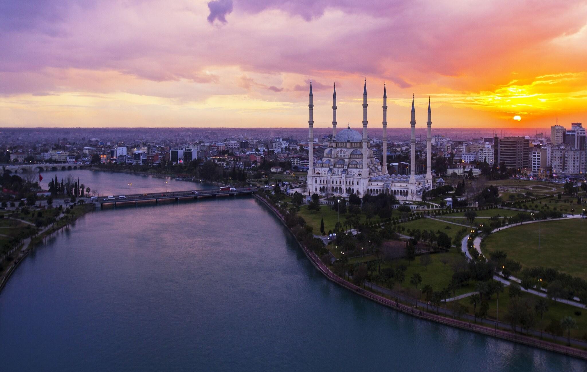 Suite Deluxe King Bed