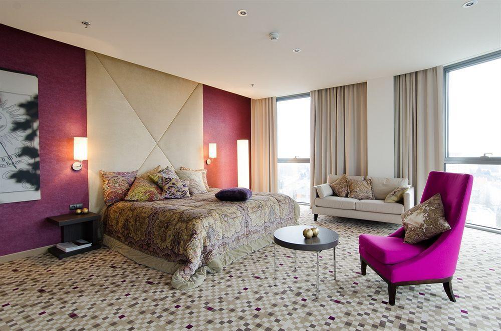 Double or Twin Deluxe