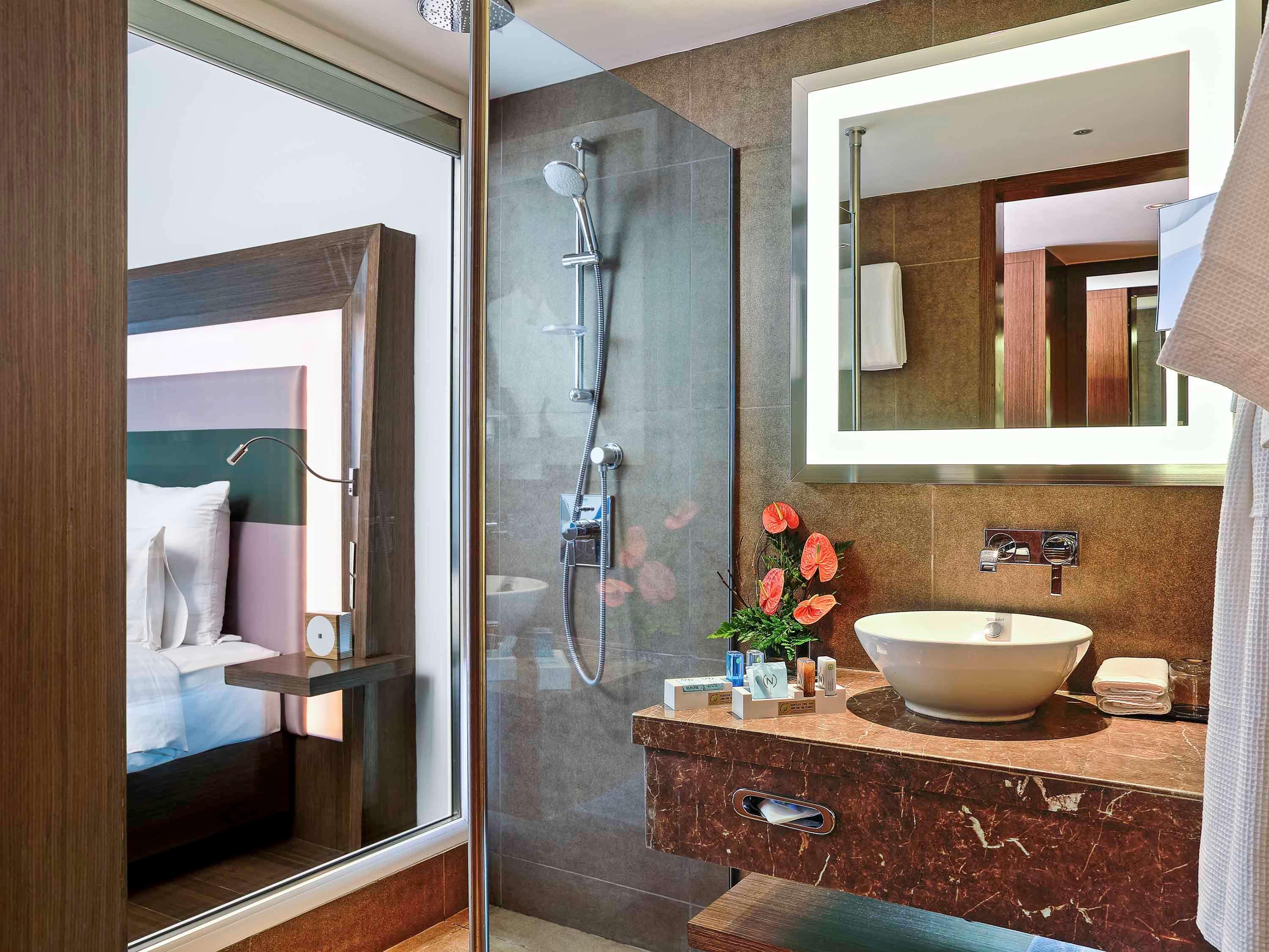 Double Executive King Bed