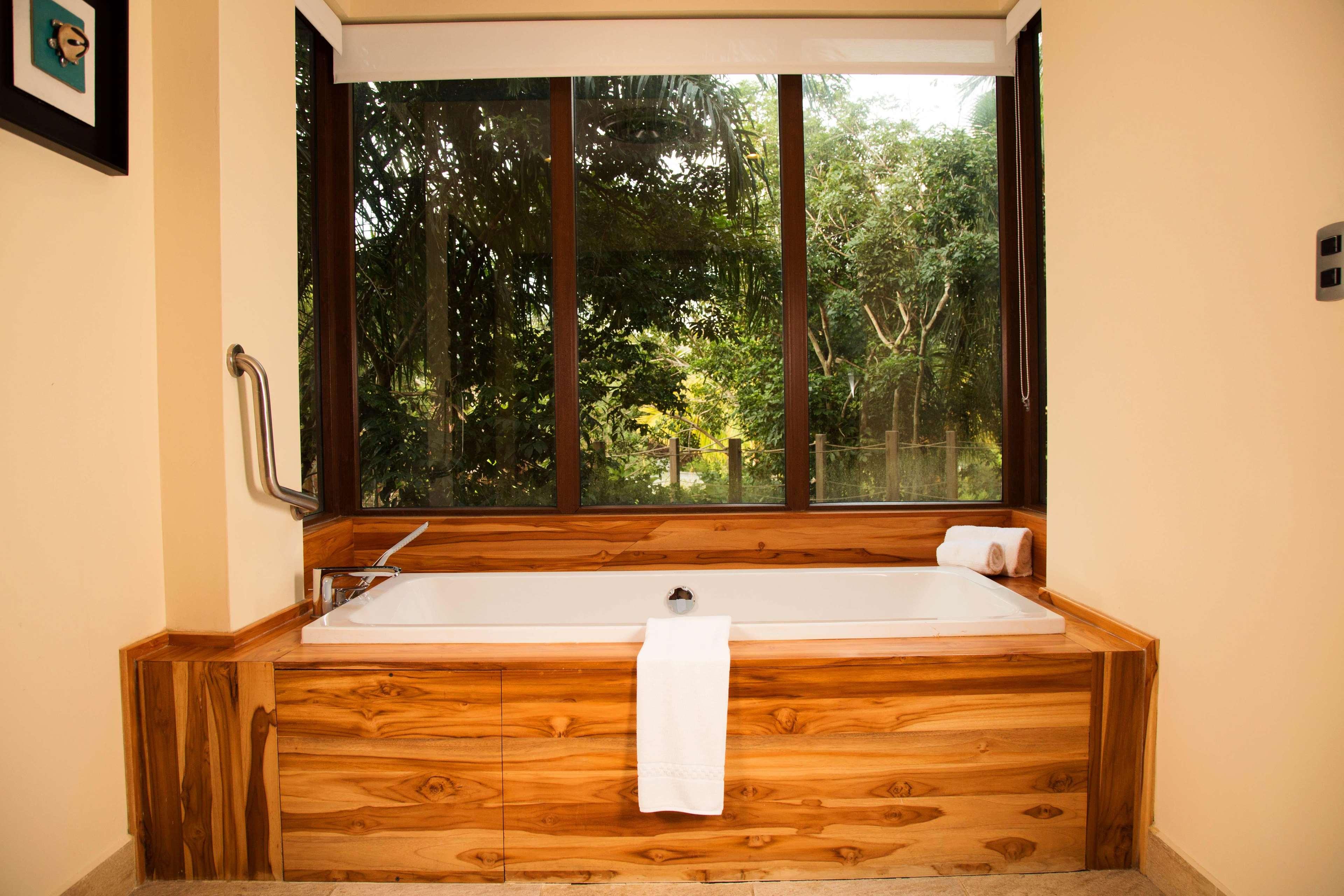 Junior Suite King Size Bed