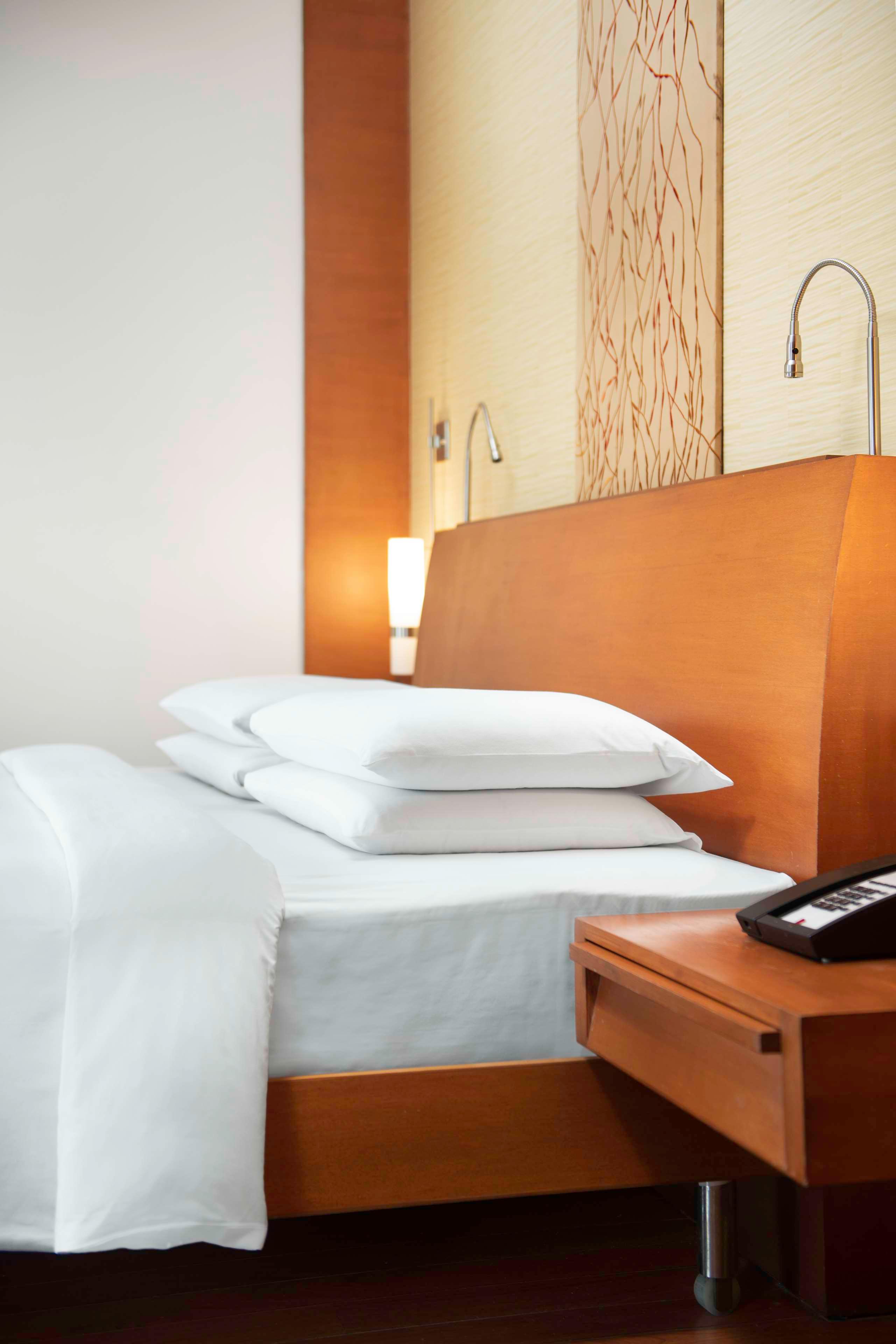 Double Deluxe King Bed