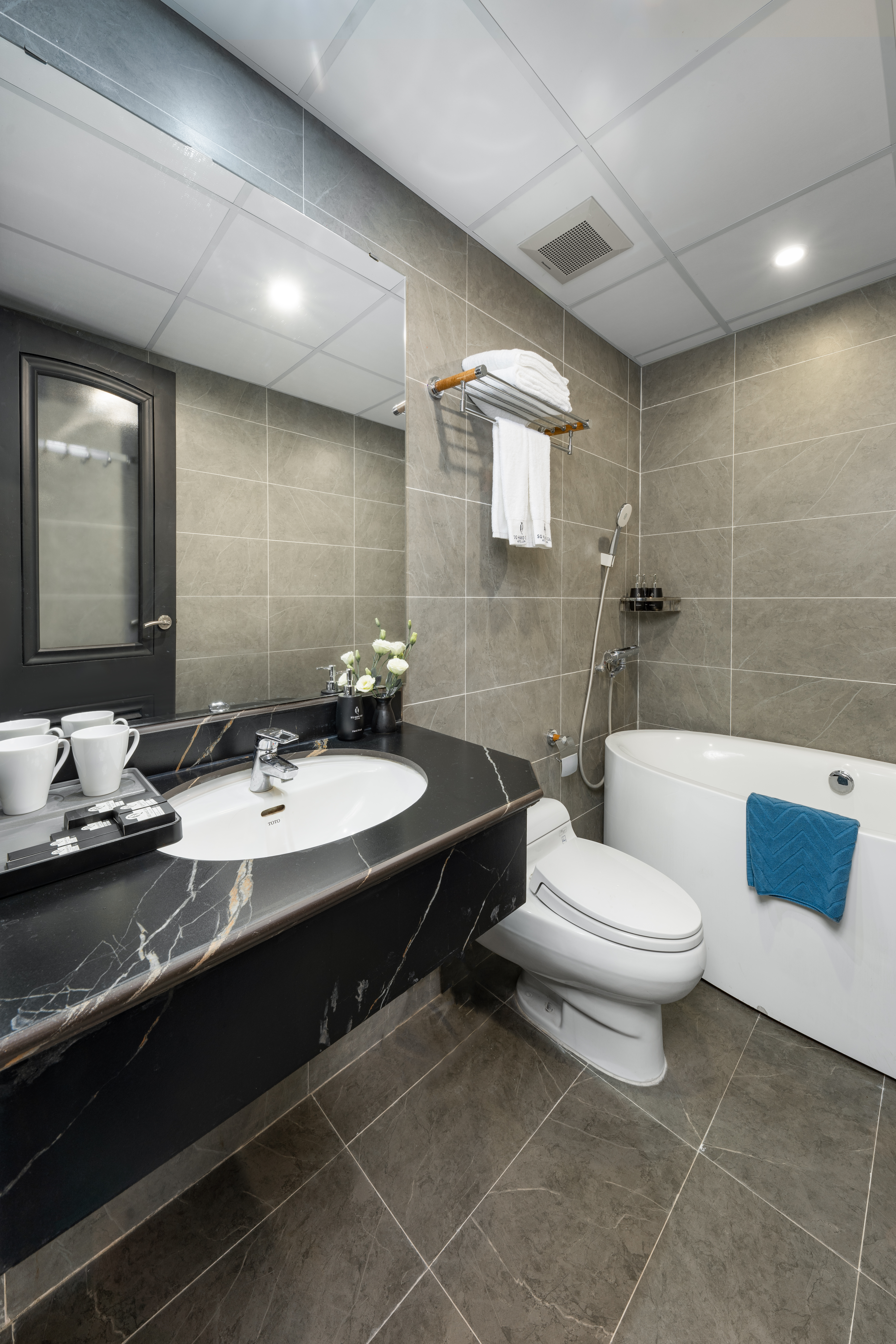 Double Luxury City View