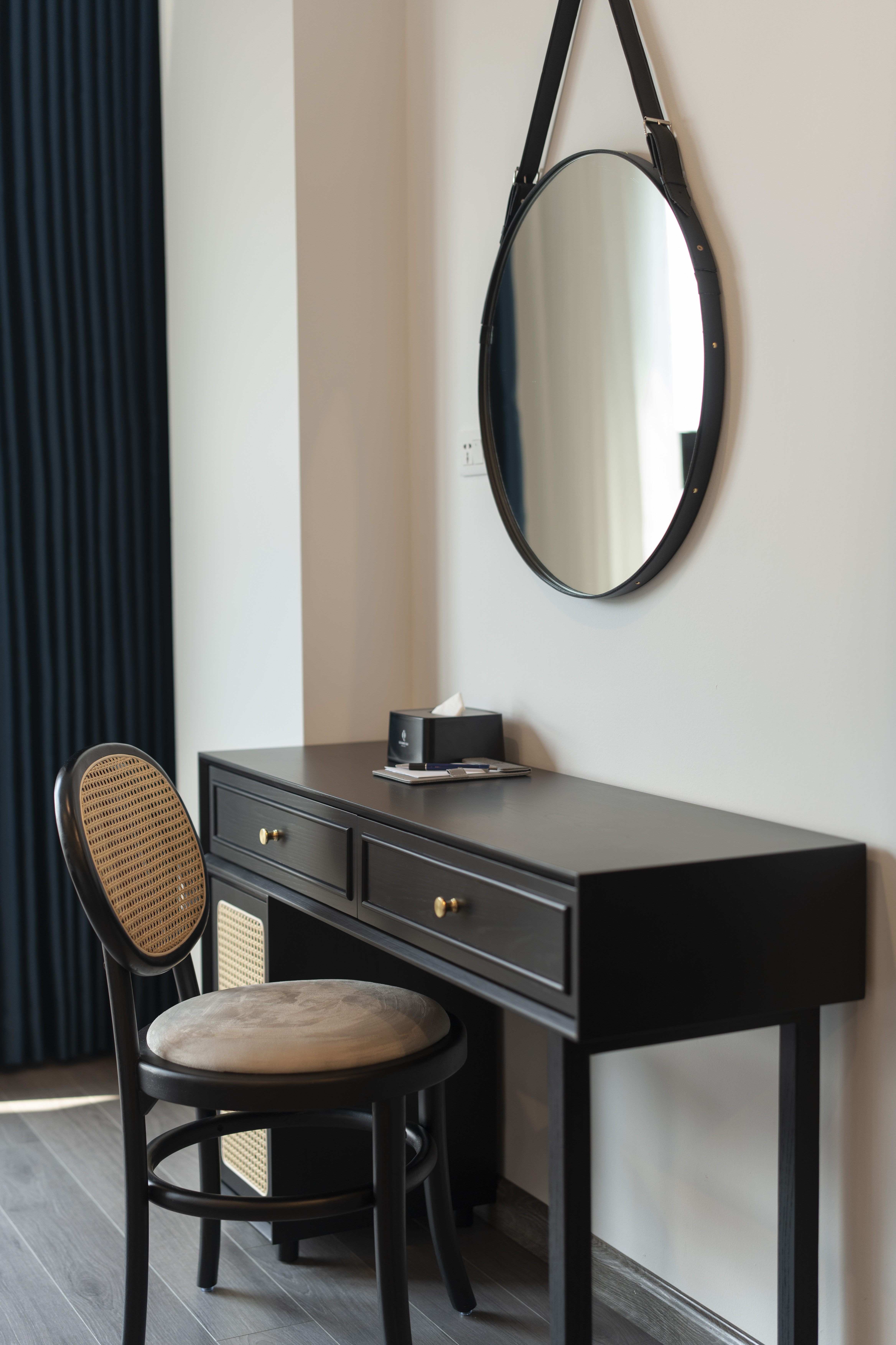 Twin Luxury City View