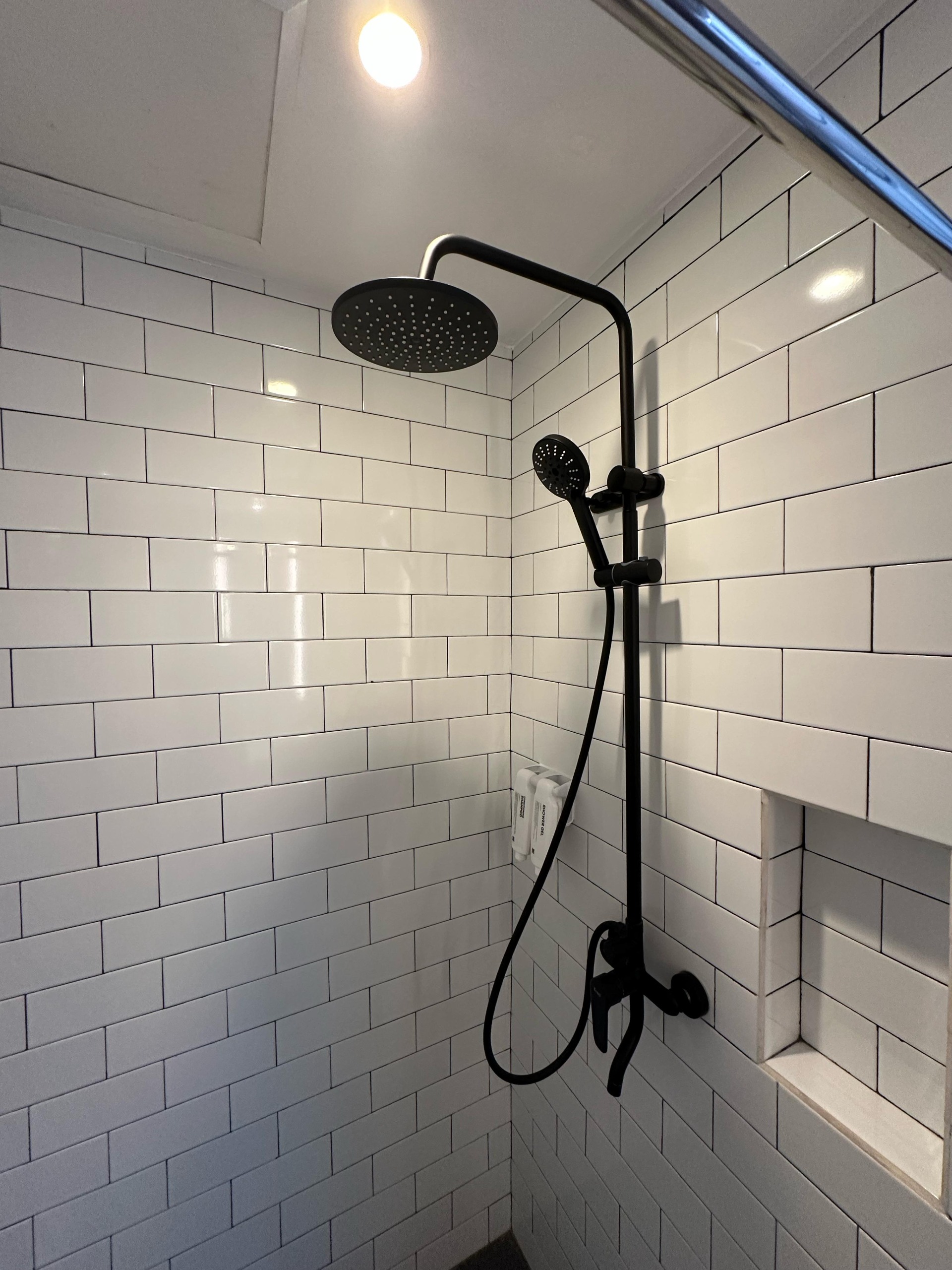 Double Deluxe Queen Bed