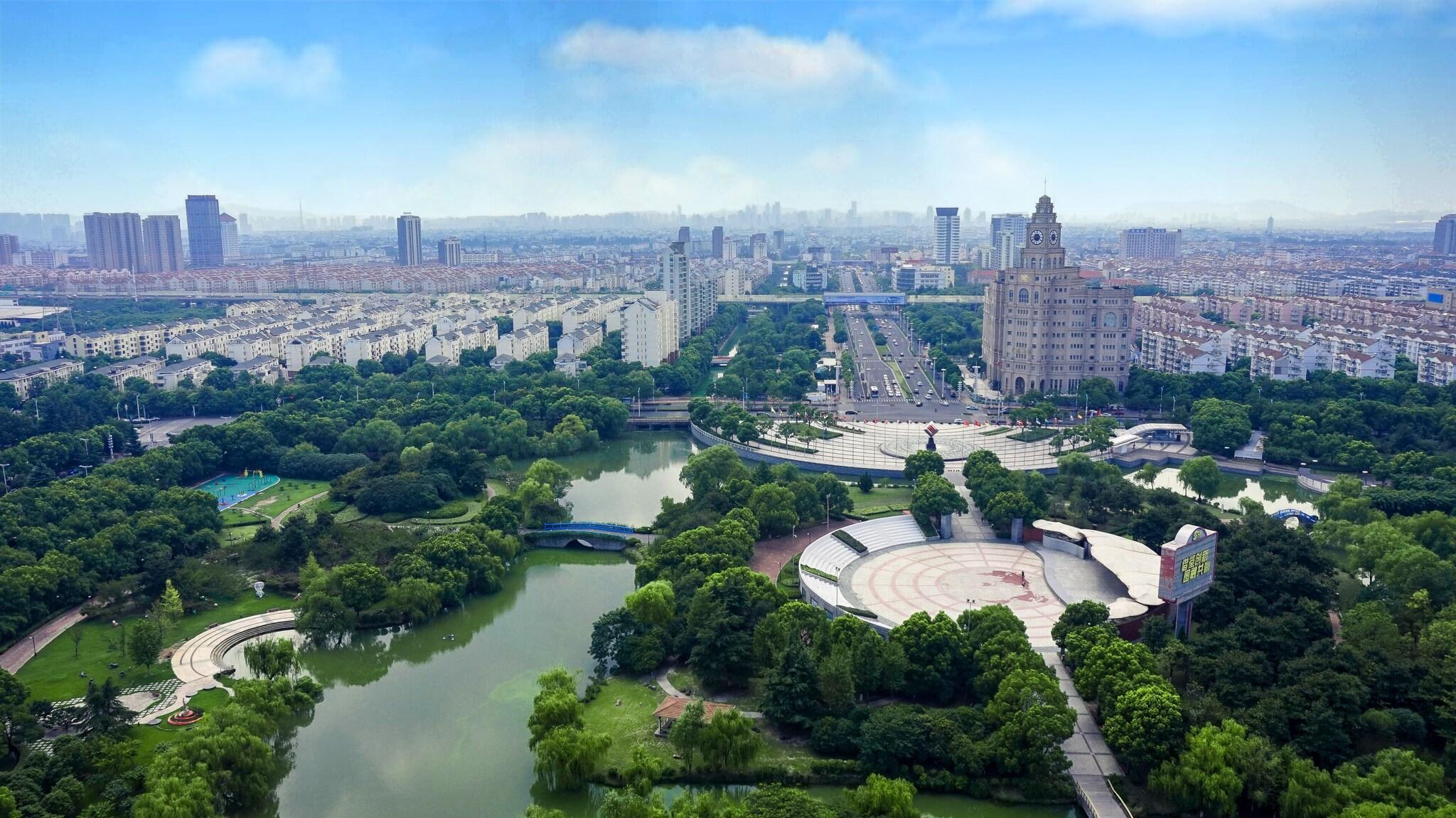 Double Club City View